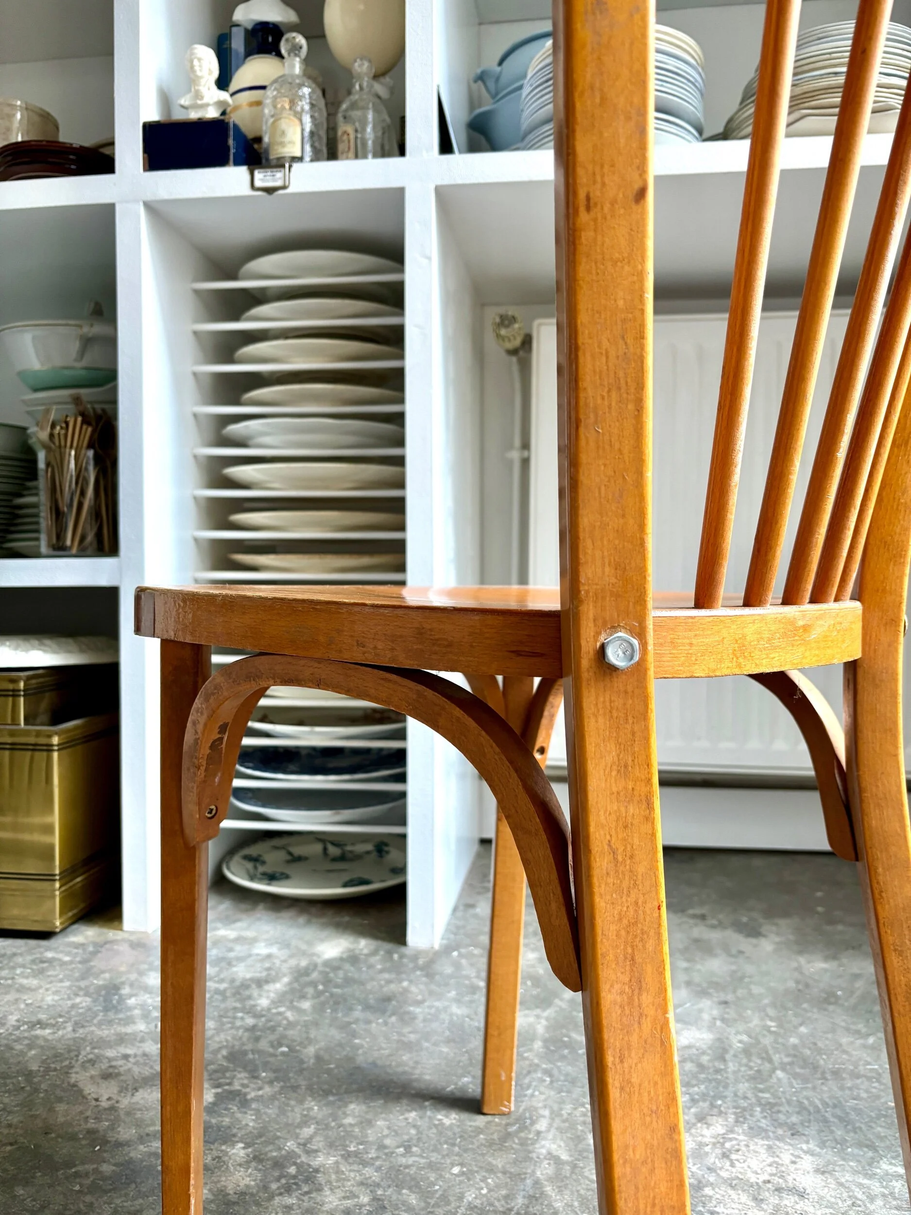 chaise-bistrot-baumann-bois-hetre-assise-vintage-axs-design-paris-france