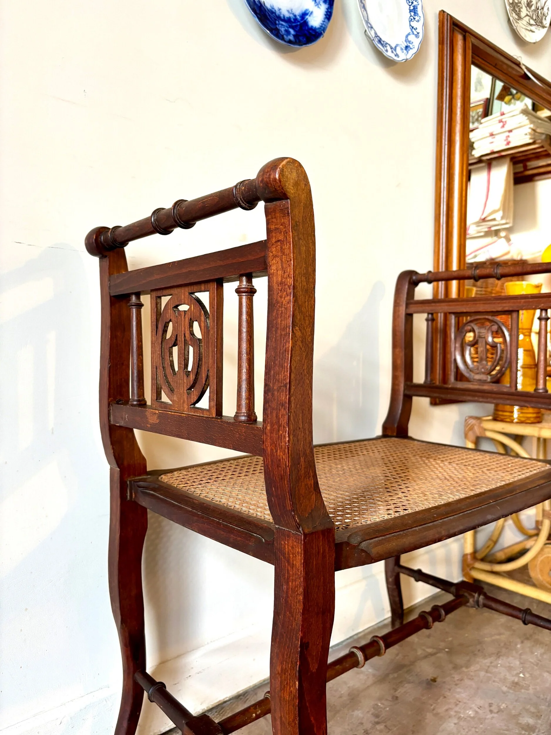 banc-bois-cannage-assise-vintage-axs-design-paris-france
