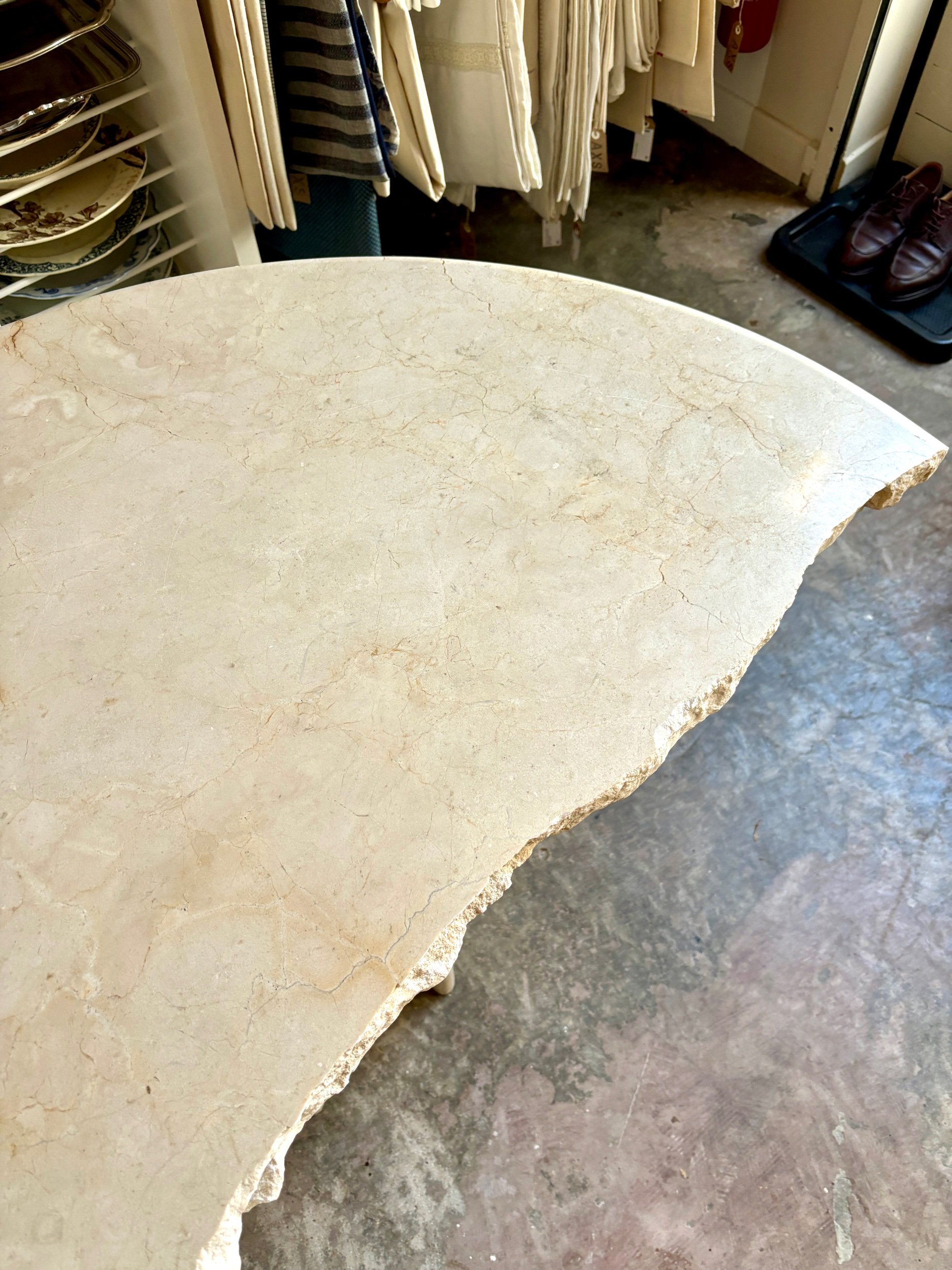 console-travertin-beige-vintage-table-axs-design-paris-france