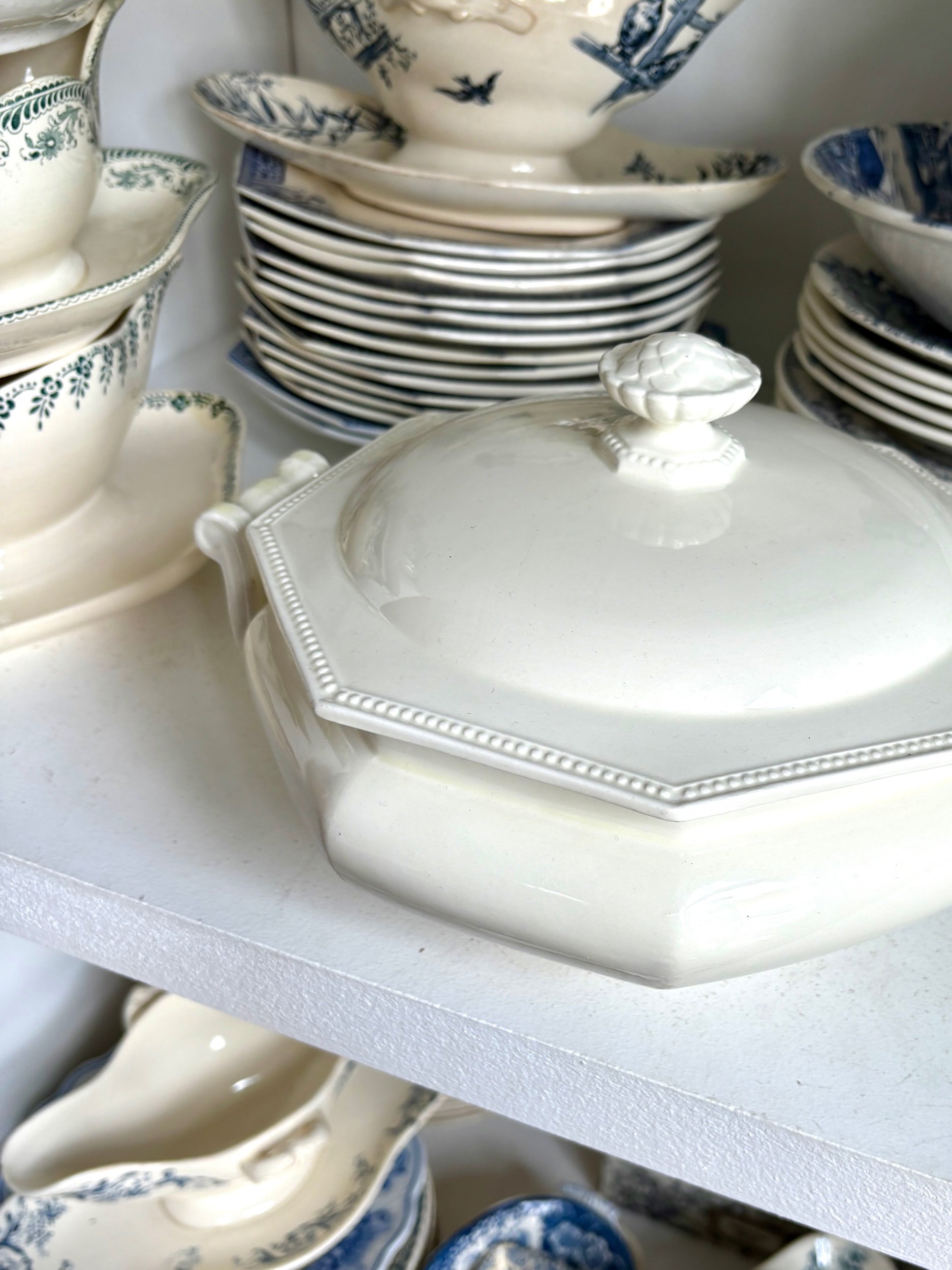 soupiere-terre-de-fer-creil-montereau-vaisselle-vintage-axs-design-paris-france