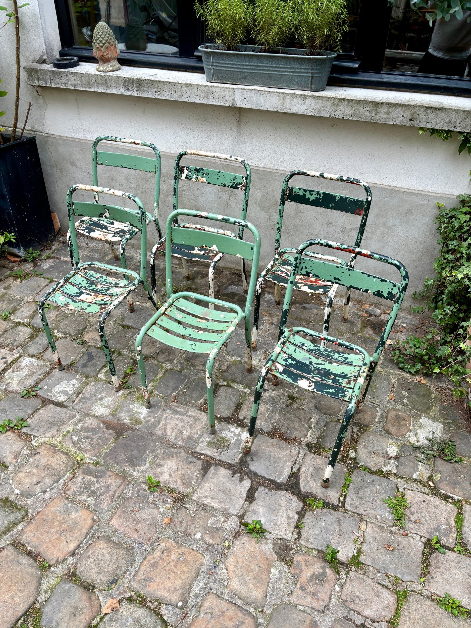 chaises-tolix-metal-vert-blanc-assise-vintage-axs-design-paris-france