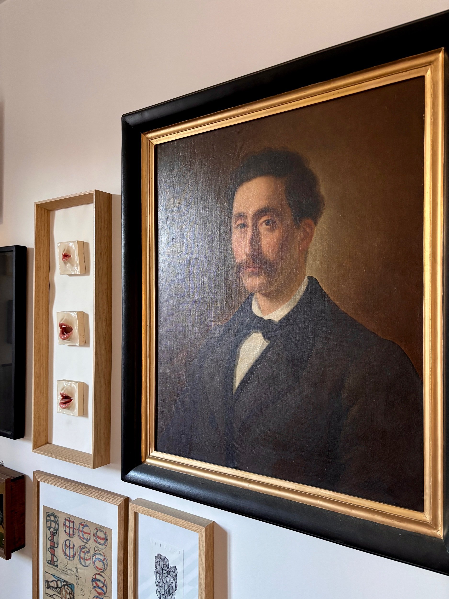 portrait-peinture-cadre-art-antique-vintage-decoration-axs-design-paris-france