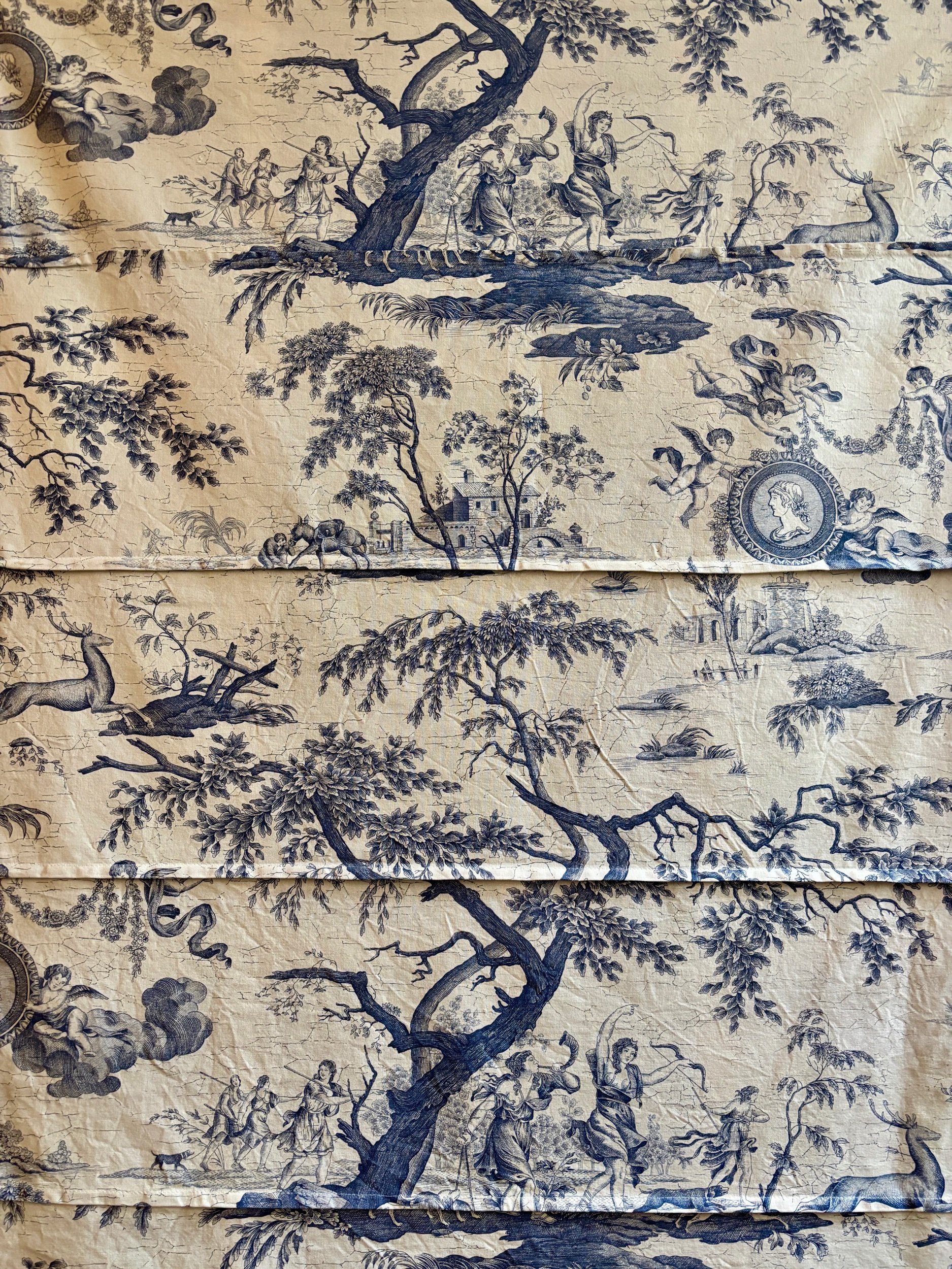 tenture-murale-toile-jouy-bleu-coton-decoration-vintage-axs-design-paris-france