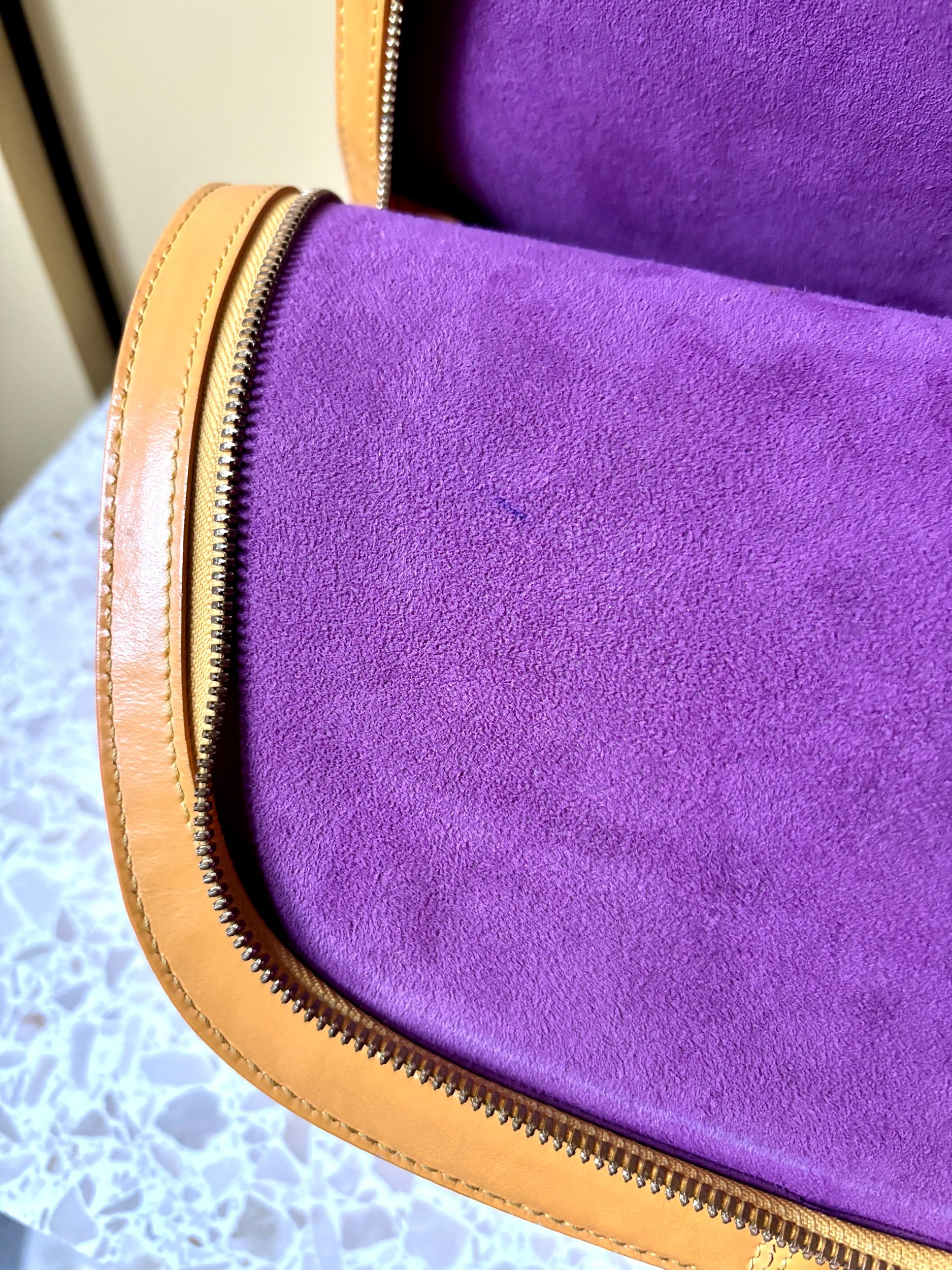 sac-dos-gobelins-louis-vuitton-cuir-epi-jaune-mode-vintage-axs-design-paris-france