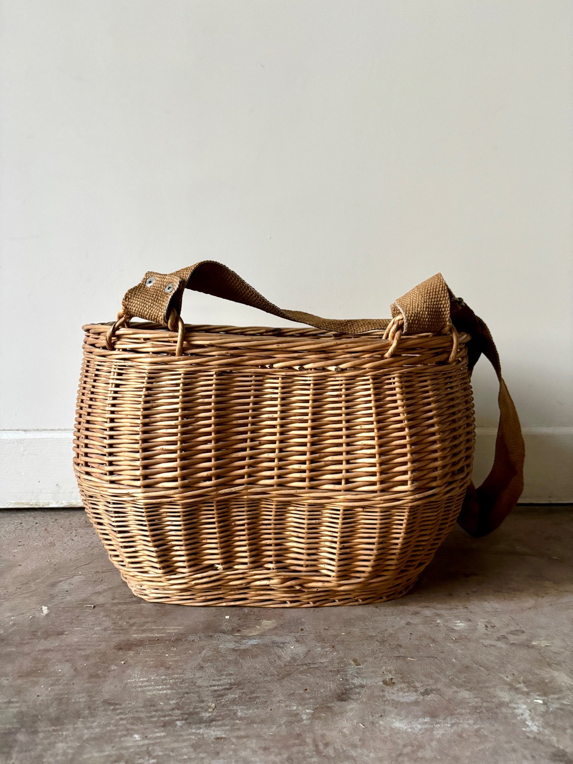panier-recolte-osier-tresse-jute-decoration-vintage-axs-design-paris-france