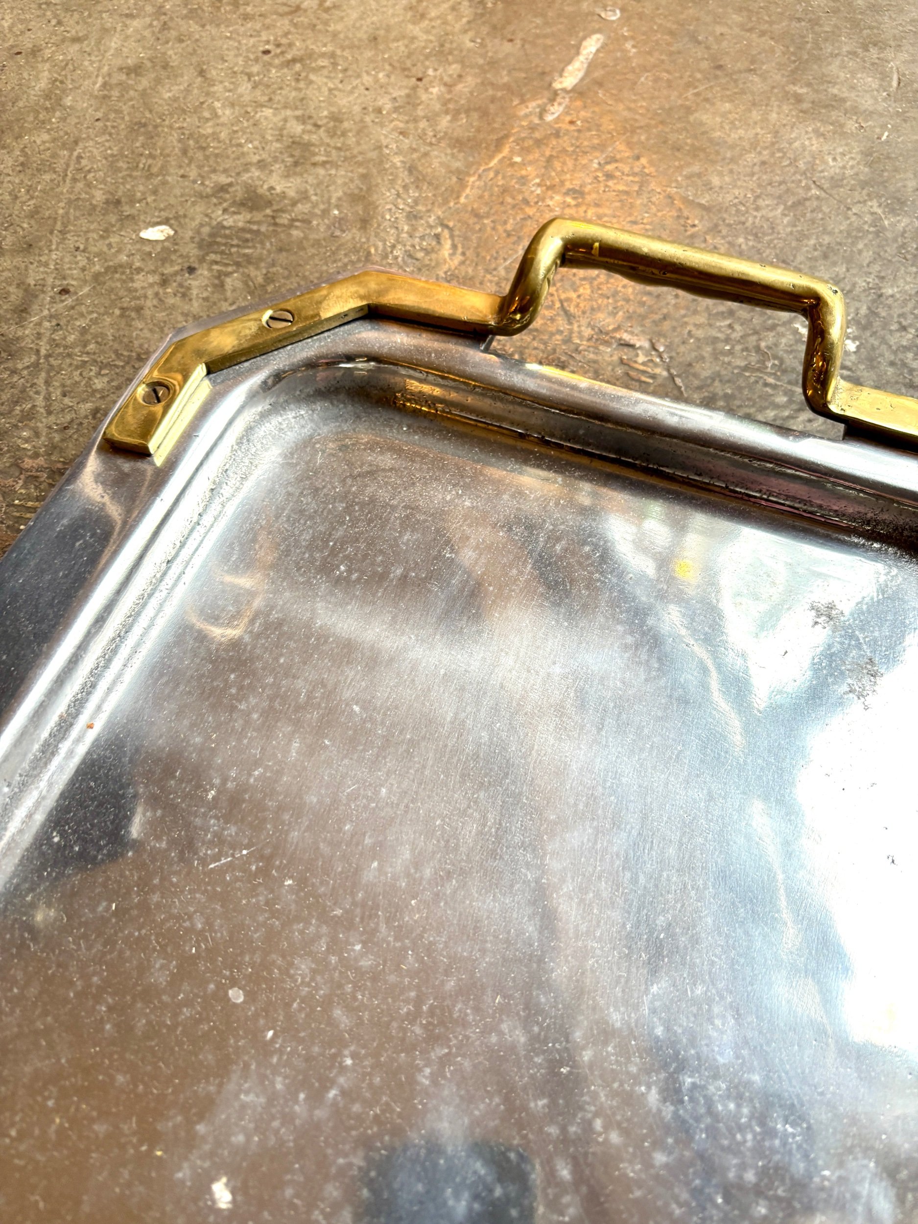 plateau-metal-laiton-david-marshall-1970-1980-masterpiece-decoration-design-brustaliste-axs-design-paris-france