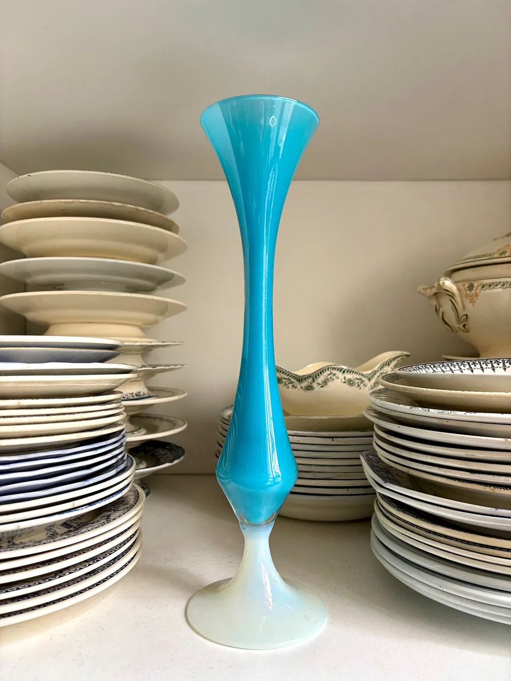 Soliflore / Vase en opaline bleu, art Florentin - Décoration