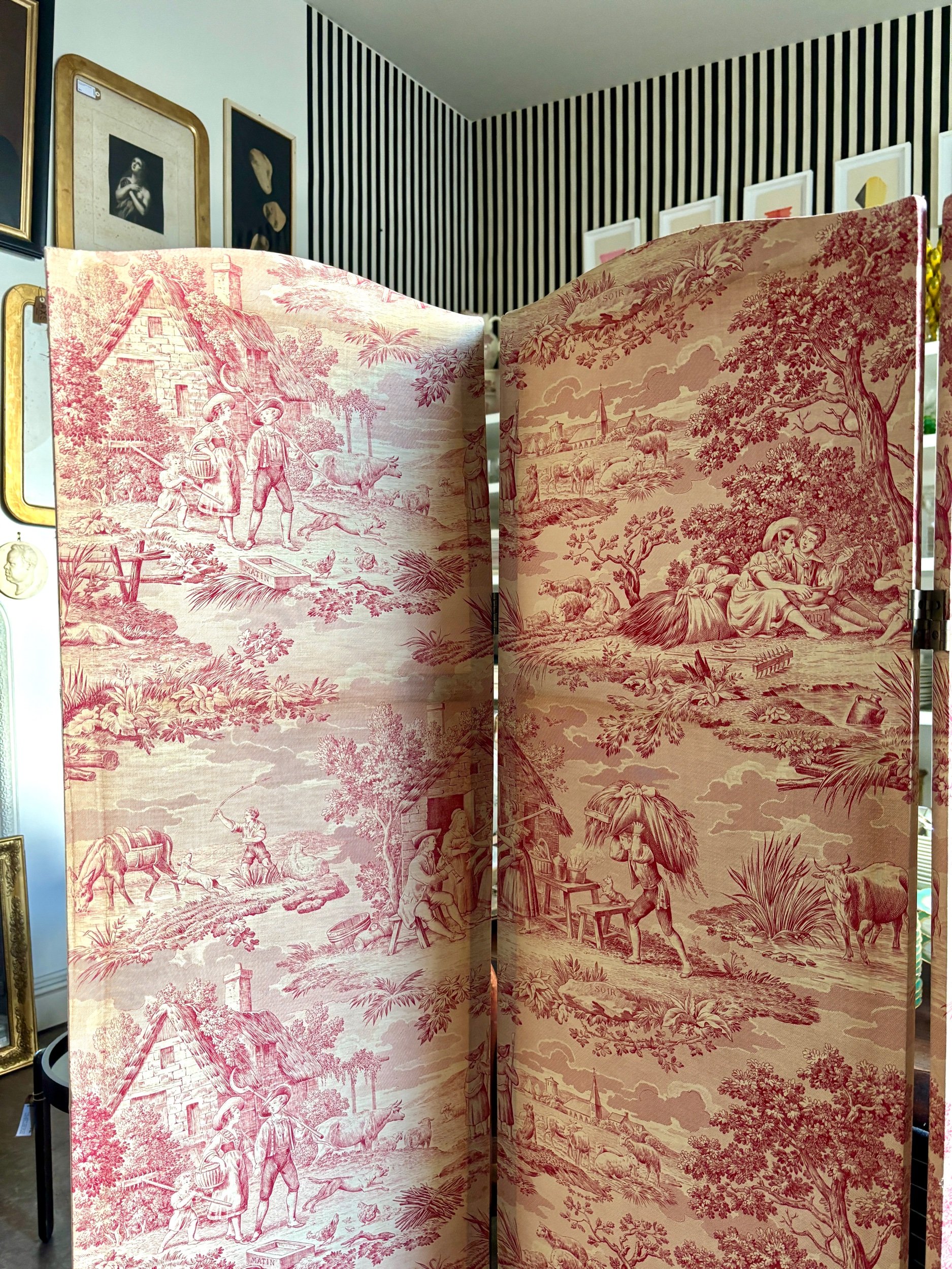 paravent-coton-toile-jouy-rose-decoration-meuble-vintage-axs-design-paris-france