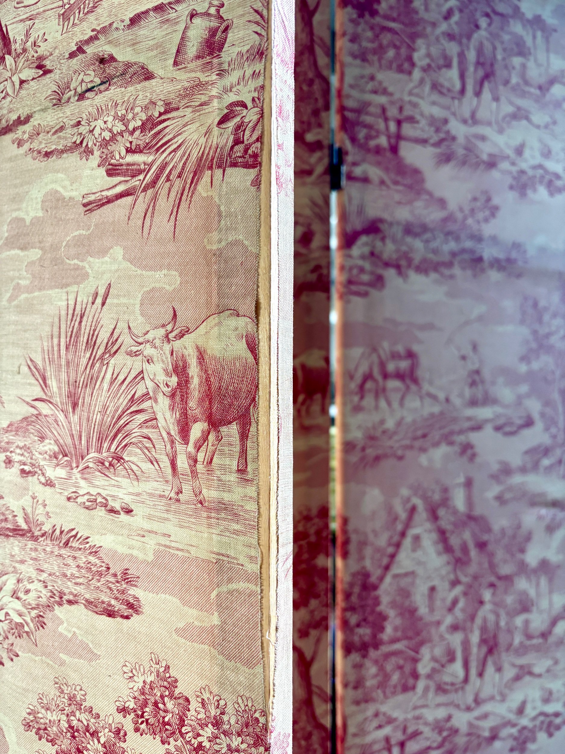 paravent-coton-toile-jouy-rose-decoration-meuble-vintage-axs-design-paris-france