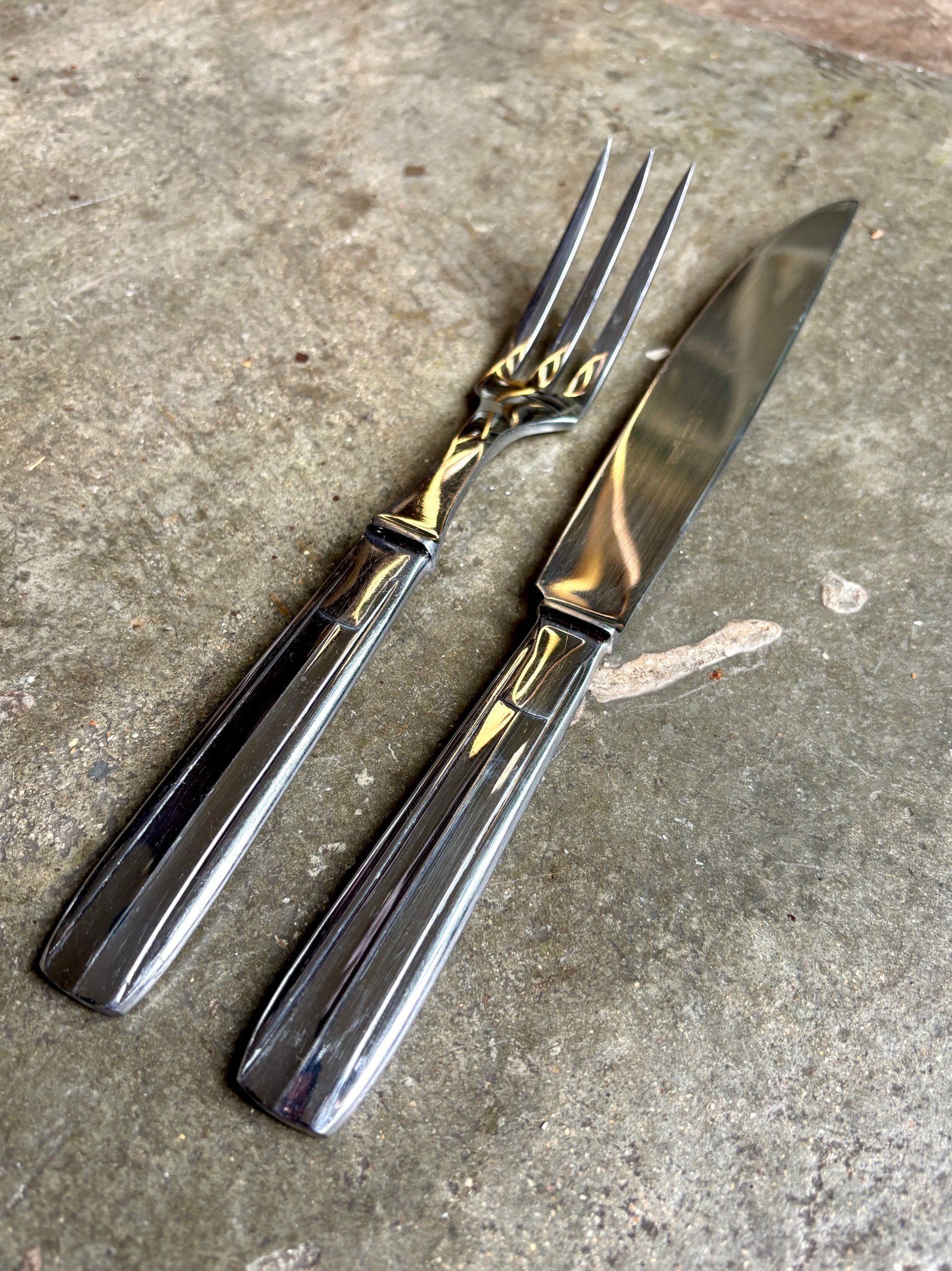 paire-couverts-service-inox-chrome-decoration-vintage-axs-design-paris-france