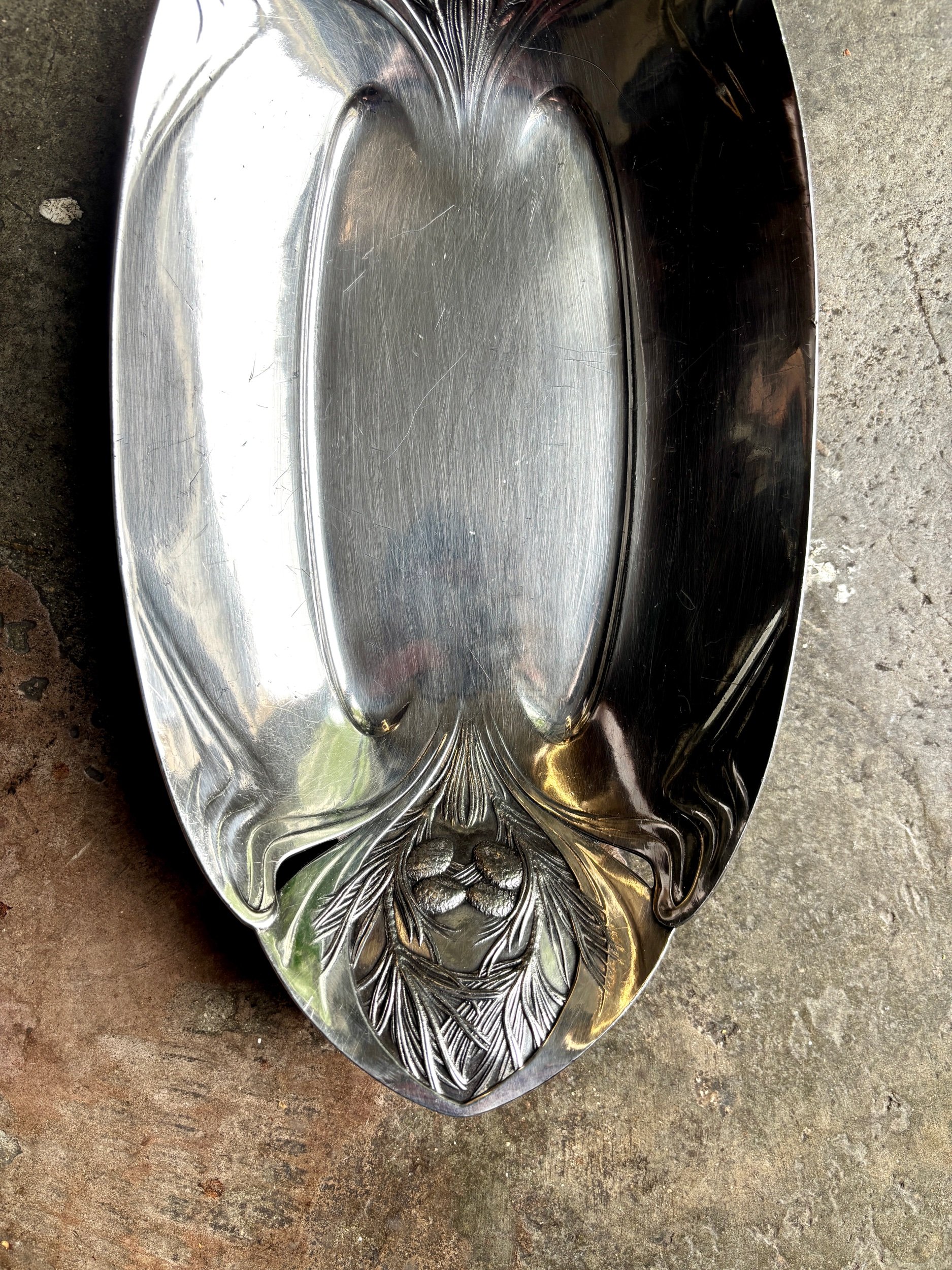 plat-creux-corbeille-christofle-metal-argente-decoration-vintage-classique-axs-design-paris-france