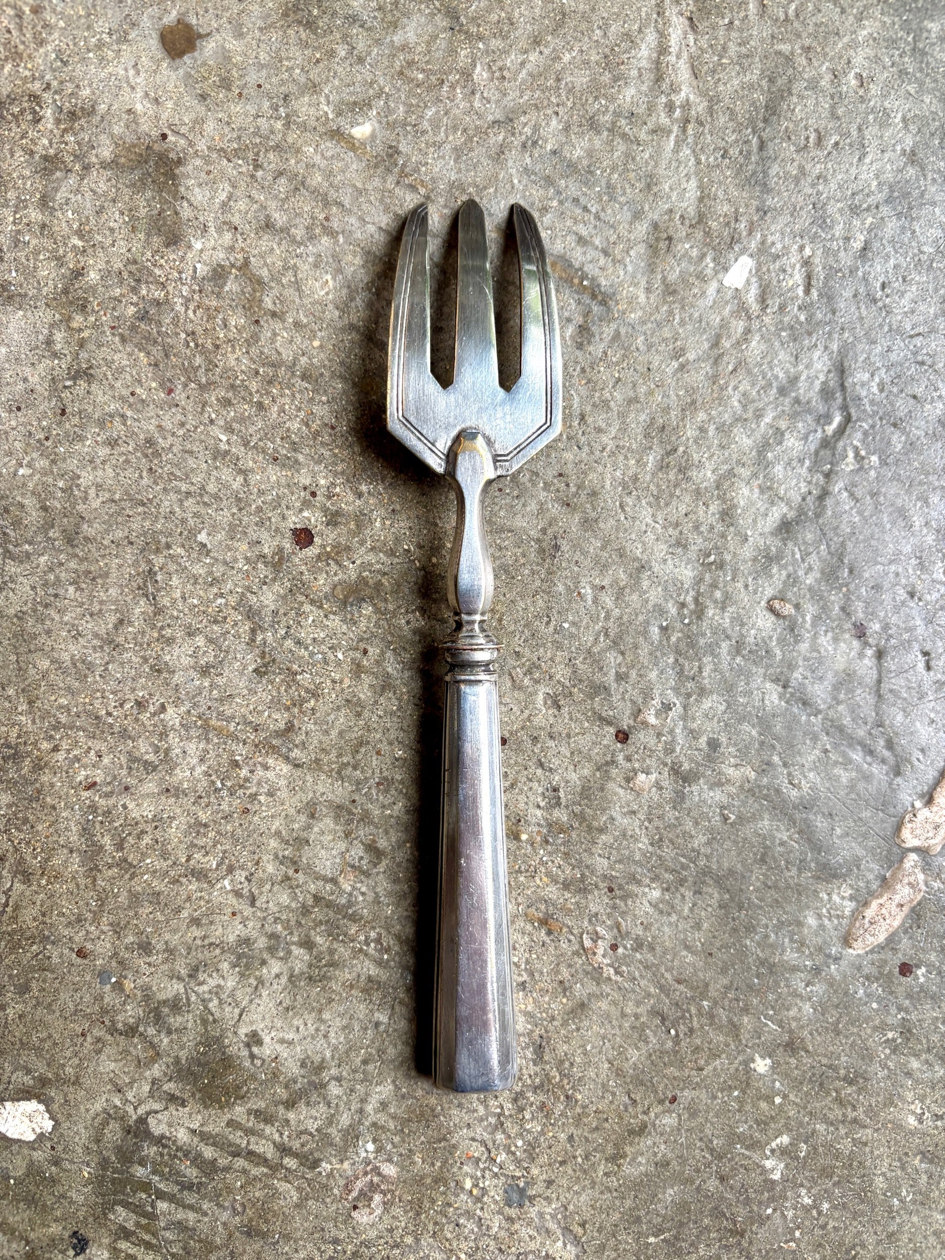 fourchette-service-bonbon-metal-argente-decoration-vintage-classique-axs-design-paris-france