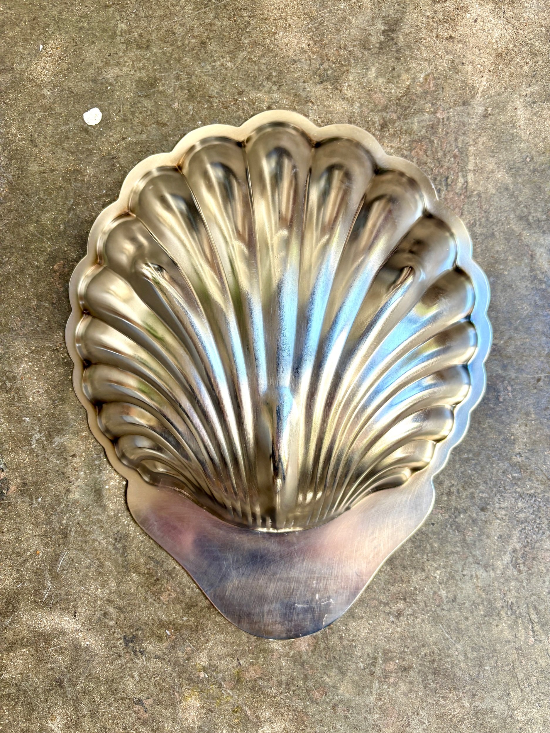 plat-corbeille-coquillage-christofle-metal-argente-decoration-vintage-axs-design-paris-france