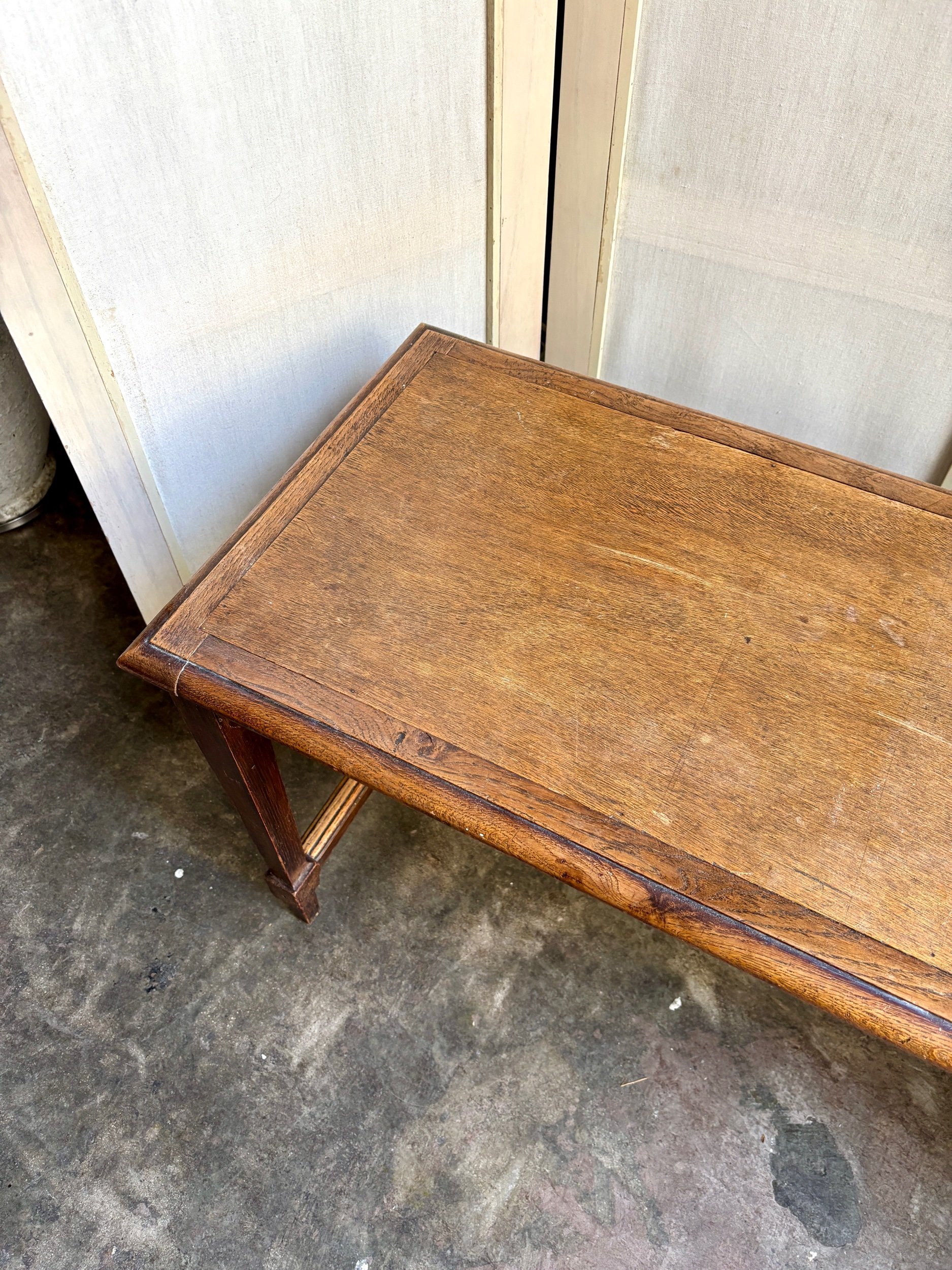 banc-bois-fonce-assise-vintage-axs-design-paris-france