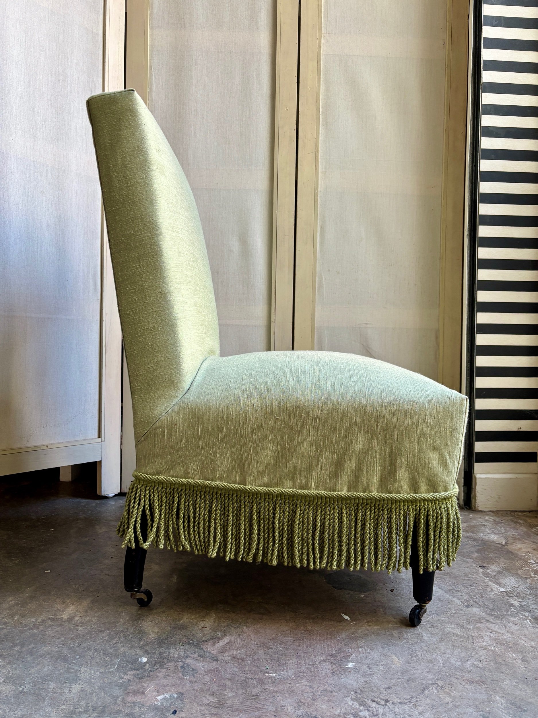 chauffeuse-fauteuil-coton-vert-bois-noir-assise-vintage-axs-design-paris-france