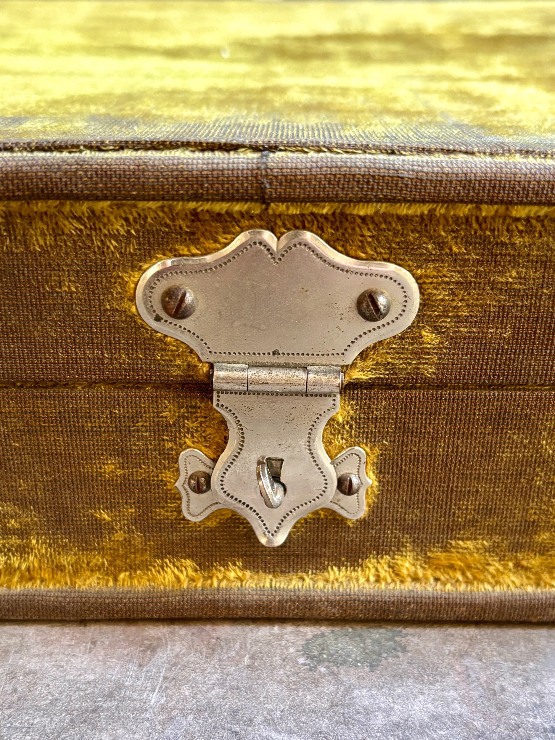 menagere-couverts-metal-argent-ebene-bois-fourchette-cuillere-louche-couteau-vintage-vaisselle-axs-design-paris-france