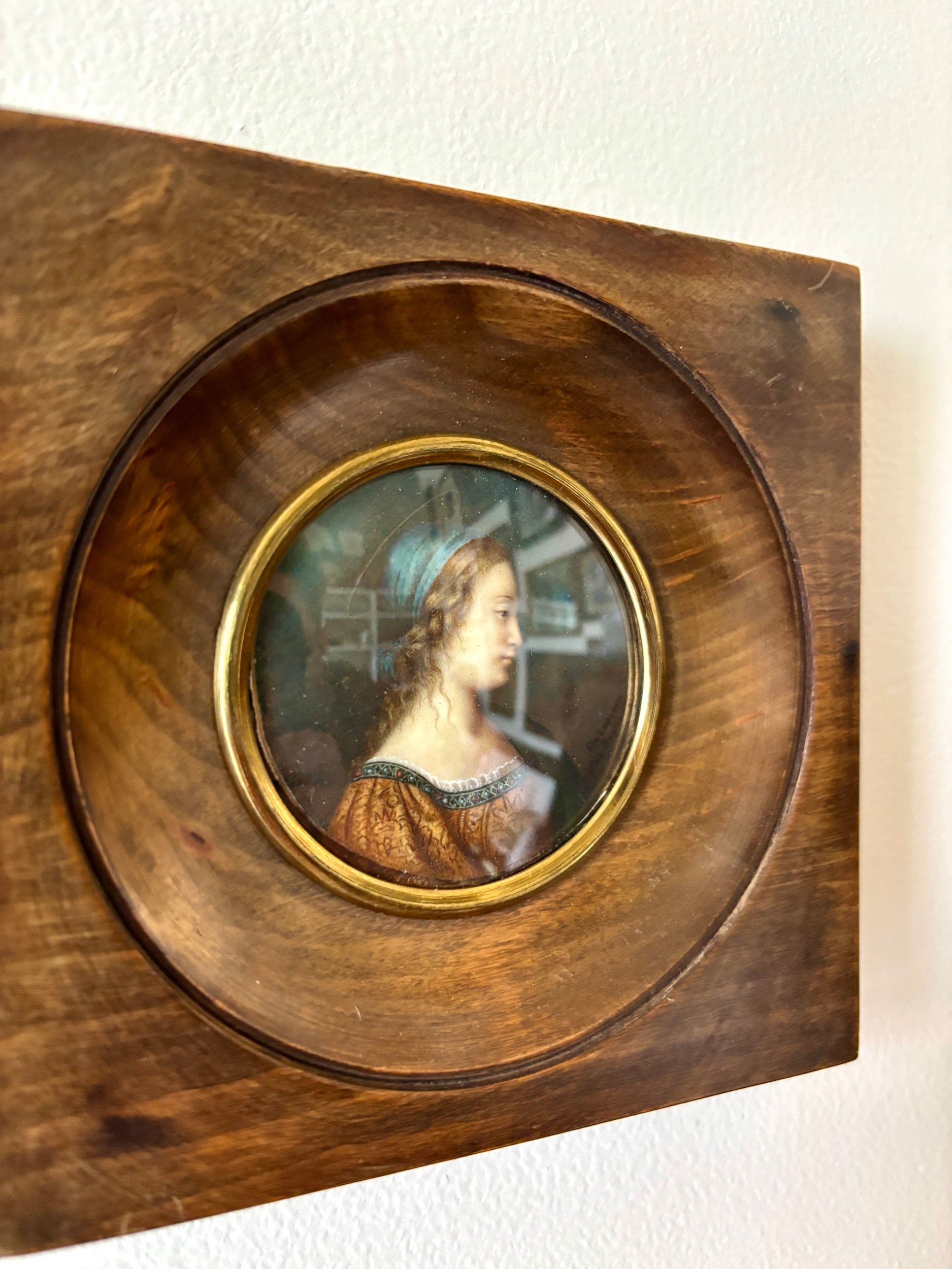 peinture-miniature-portrait-femme-profil-care-napoleon-iii-bois-fonce-art-classique-vintage-axs-design-paris-france