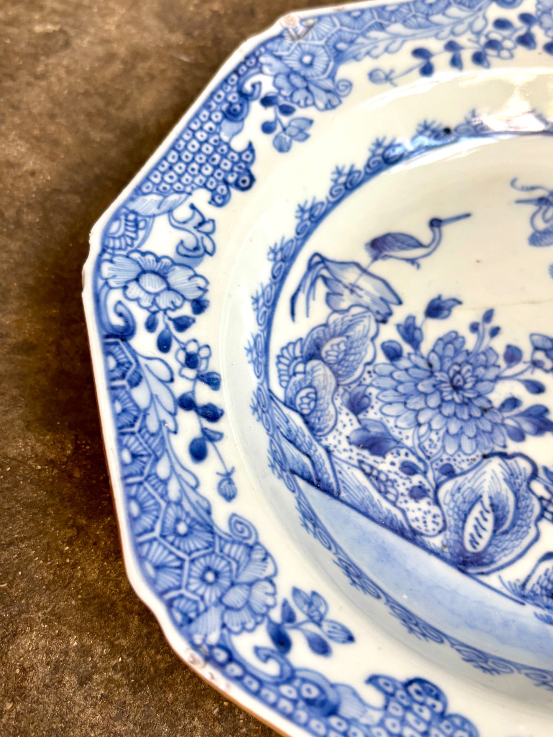 assiette-creuse-porcelaine-bleu-compagnie-des-indes-vaisselle-vintage-antique-axs-design-paris-france