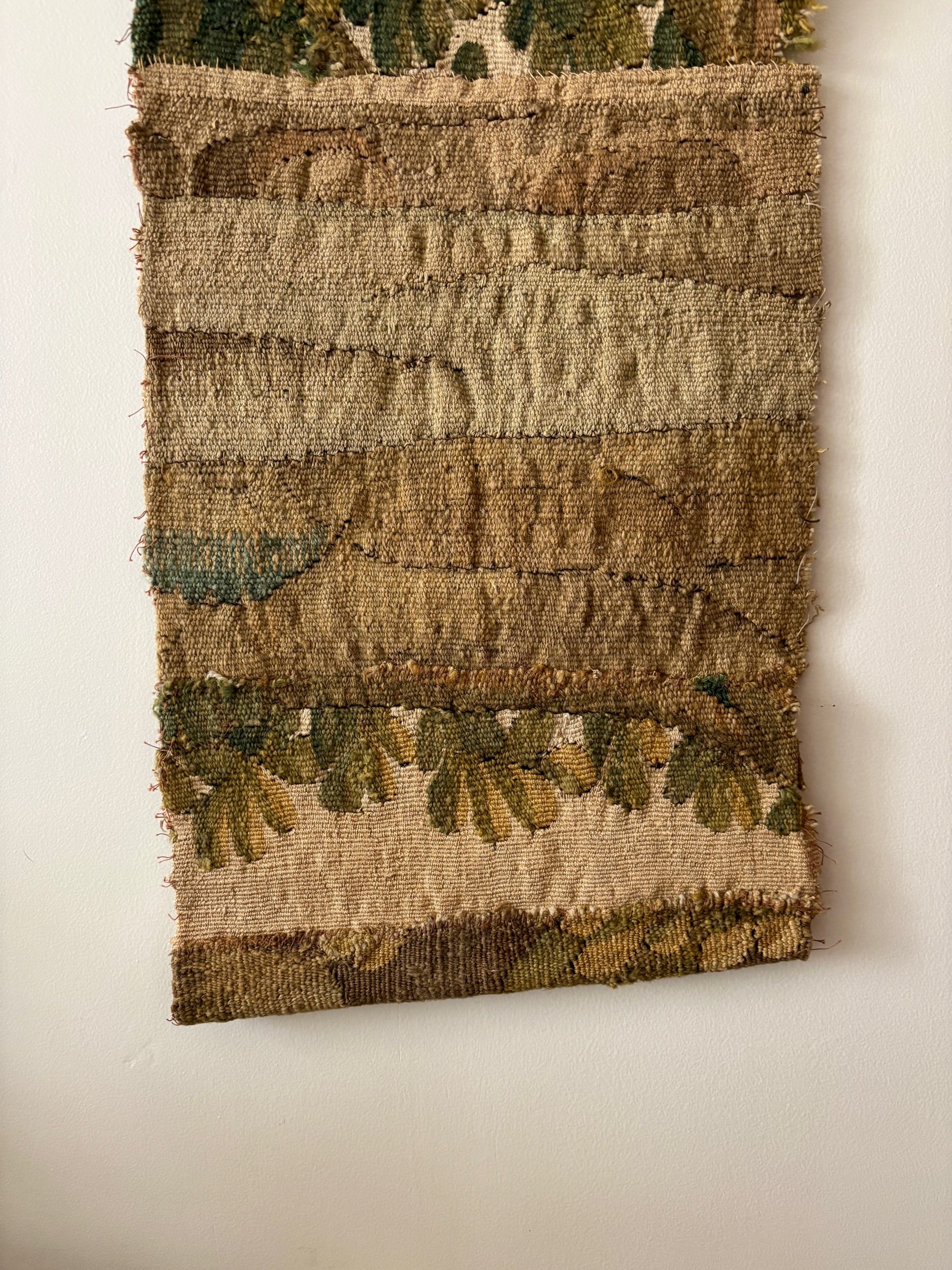 tenture-tapisserie-aubusson-vert-beige-antique-decoration-axs-design-paris-france