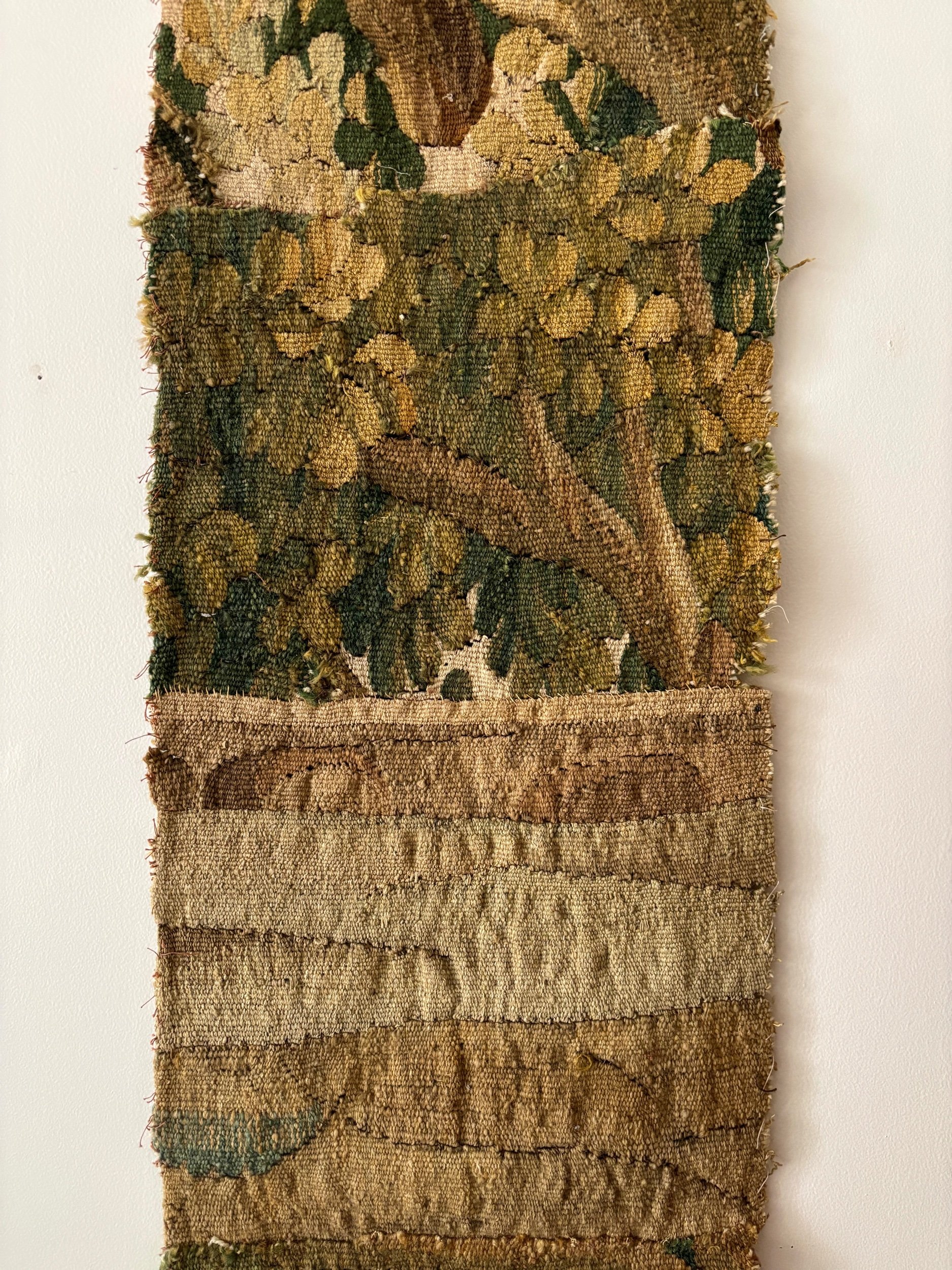 tenture-tapisserie-aubusson-vert-beige-antique-decoration-axs-design-paris-france