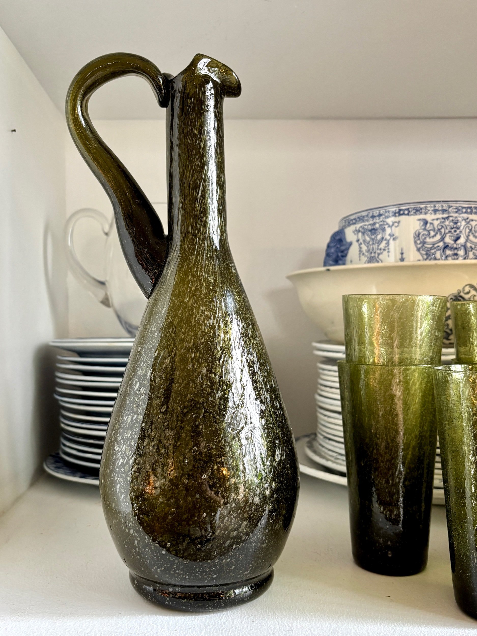 pichet-8-verres-verre-souffle-bulle-vert-decoration-vaisselle-vintage-axs-design-paris-france