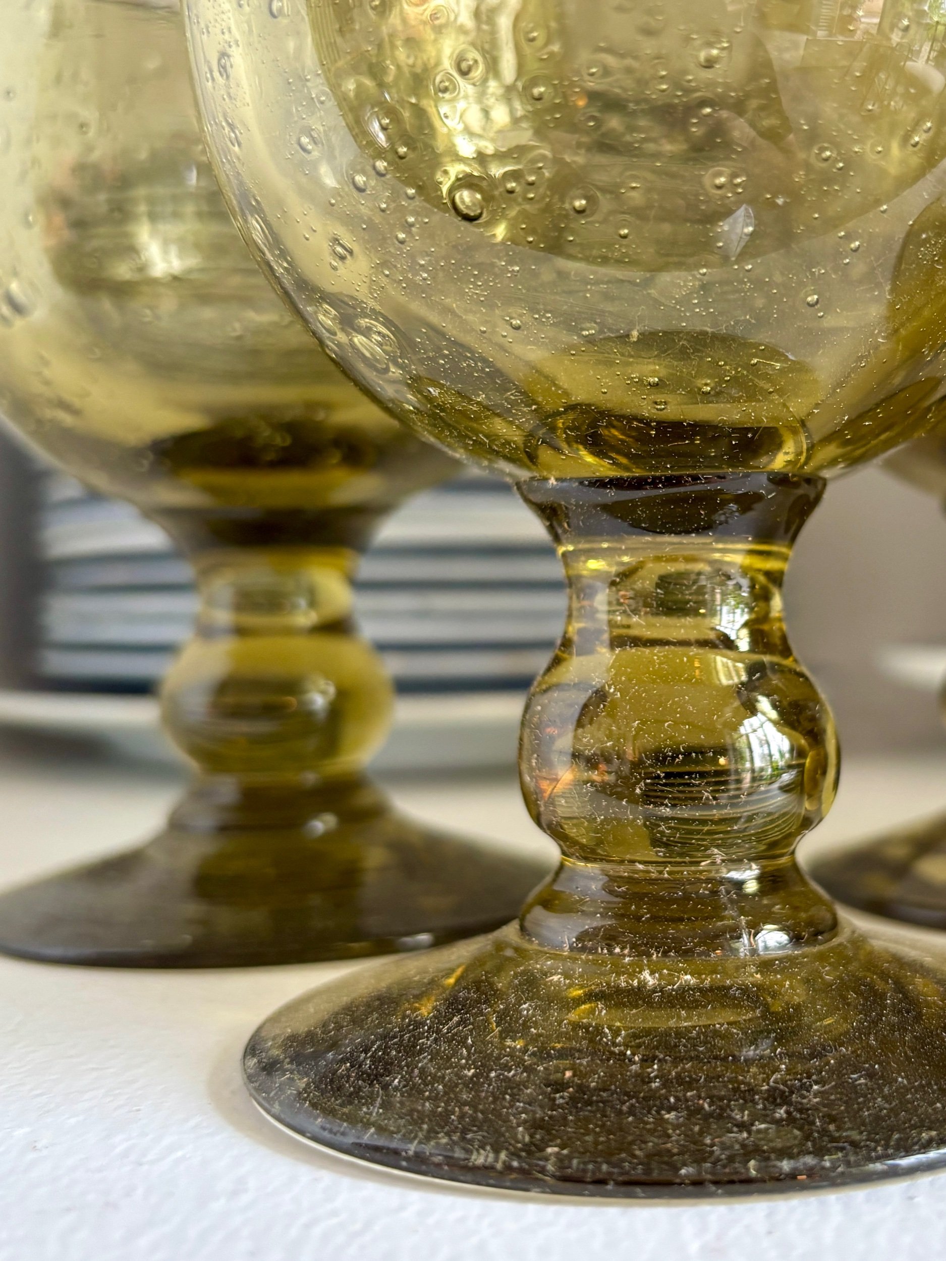 6-verres-verre-souffle-vert-vaiselle-decoration-vintage-axs-design-paris-france