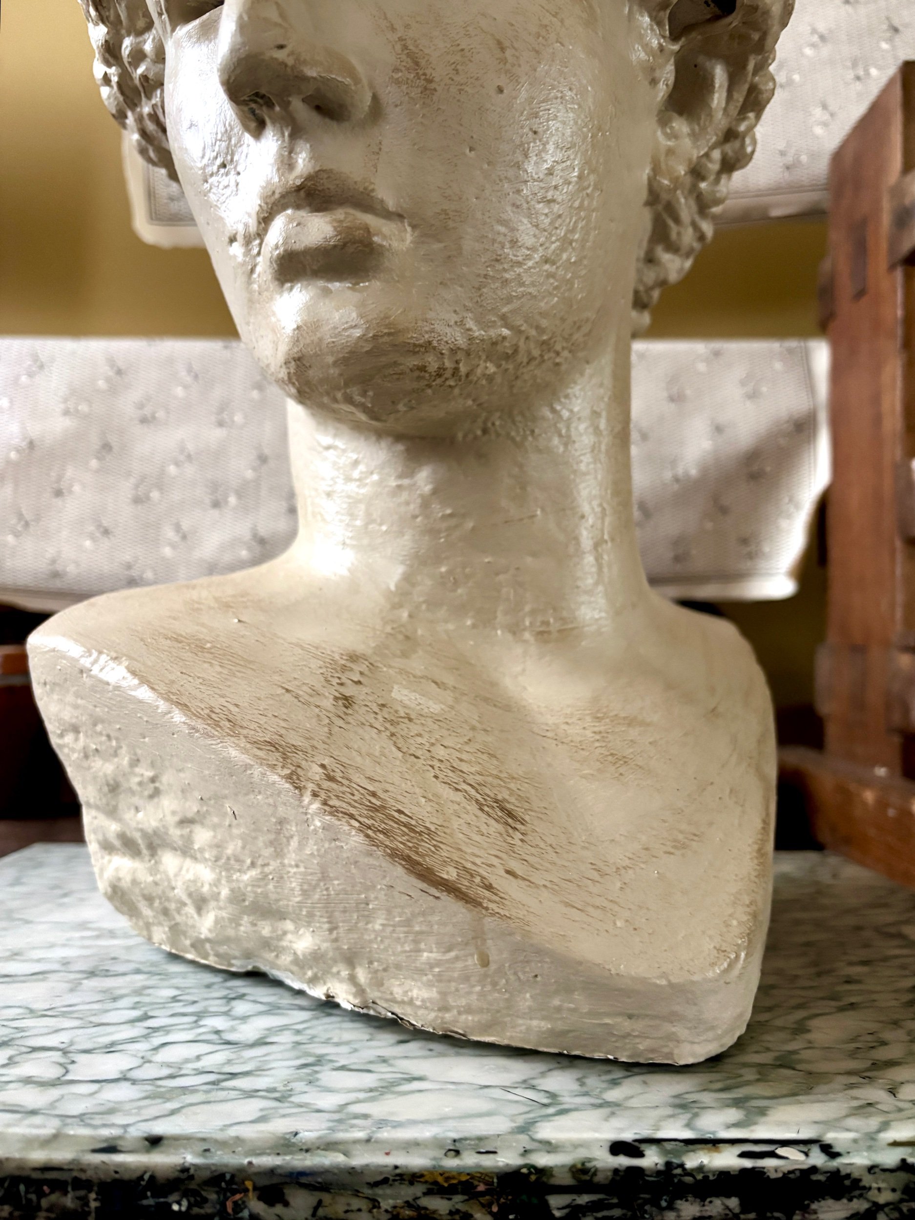 buste-beton-peinture-beige-pierre-esclave-mourant-michel-ange-sculpture-art-decoration-axs-design-paris-france