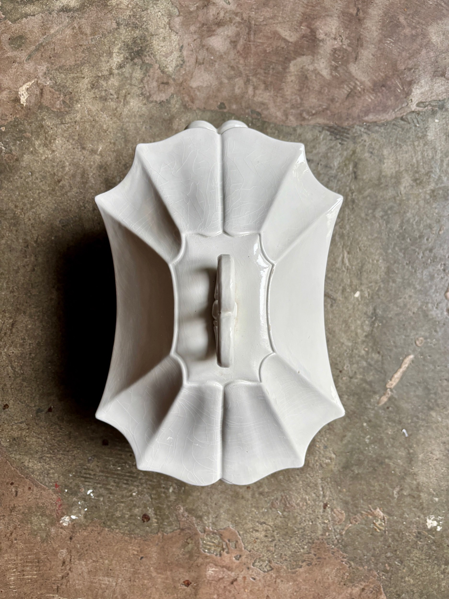 centre-table-soupiere-faience-blanche-italie-vaisselle-vintage-axs-design-paris-france