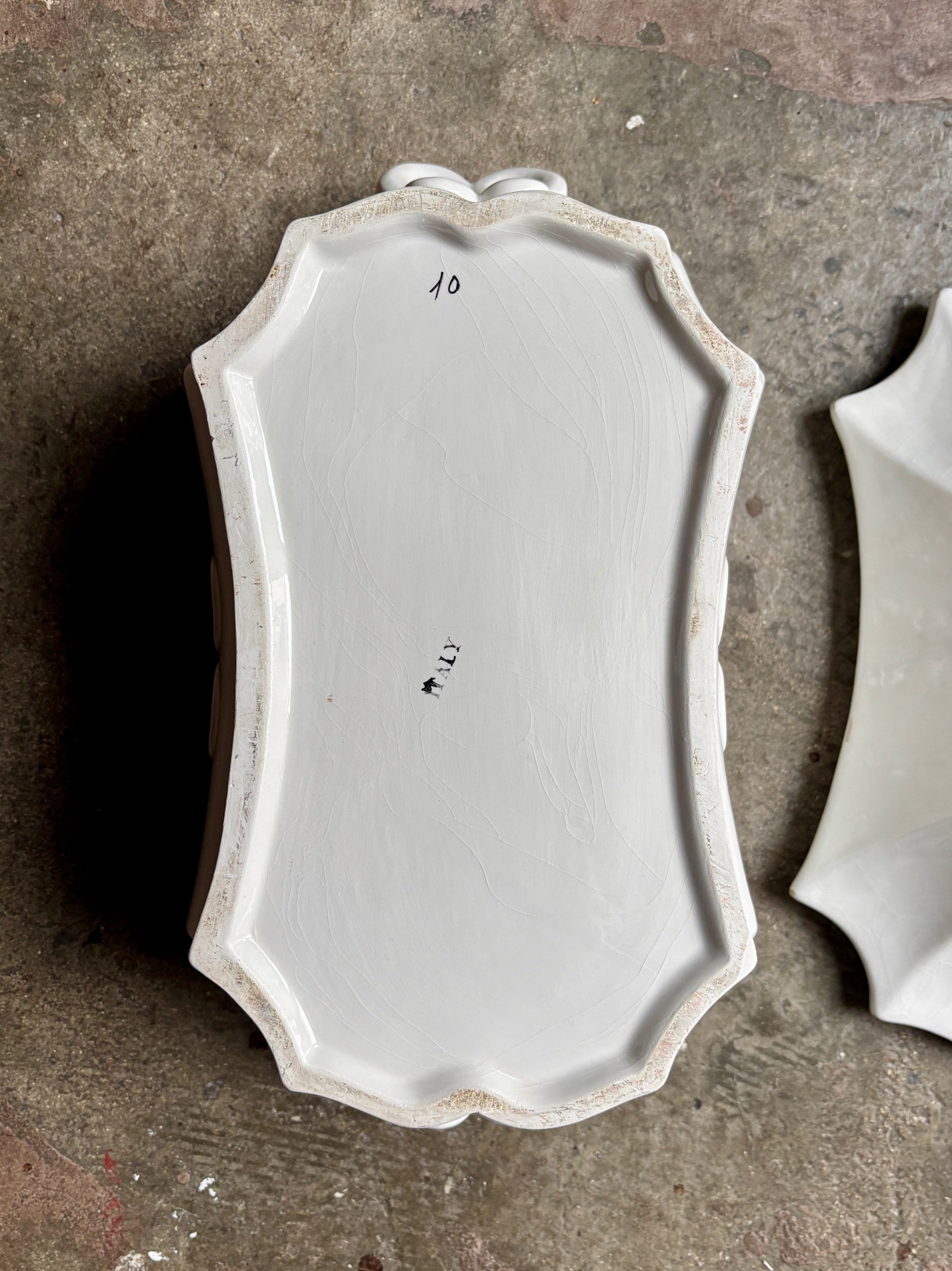 centre-table-soupiere-faience-blanche-italie-vaisselle-vintage-axs-design-paris-france