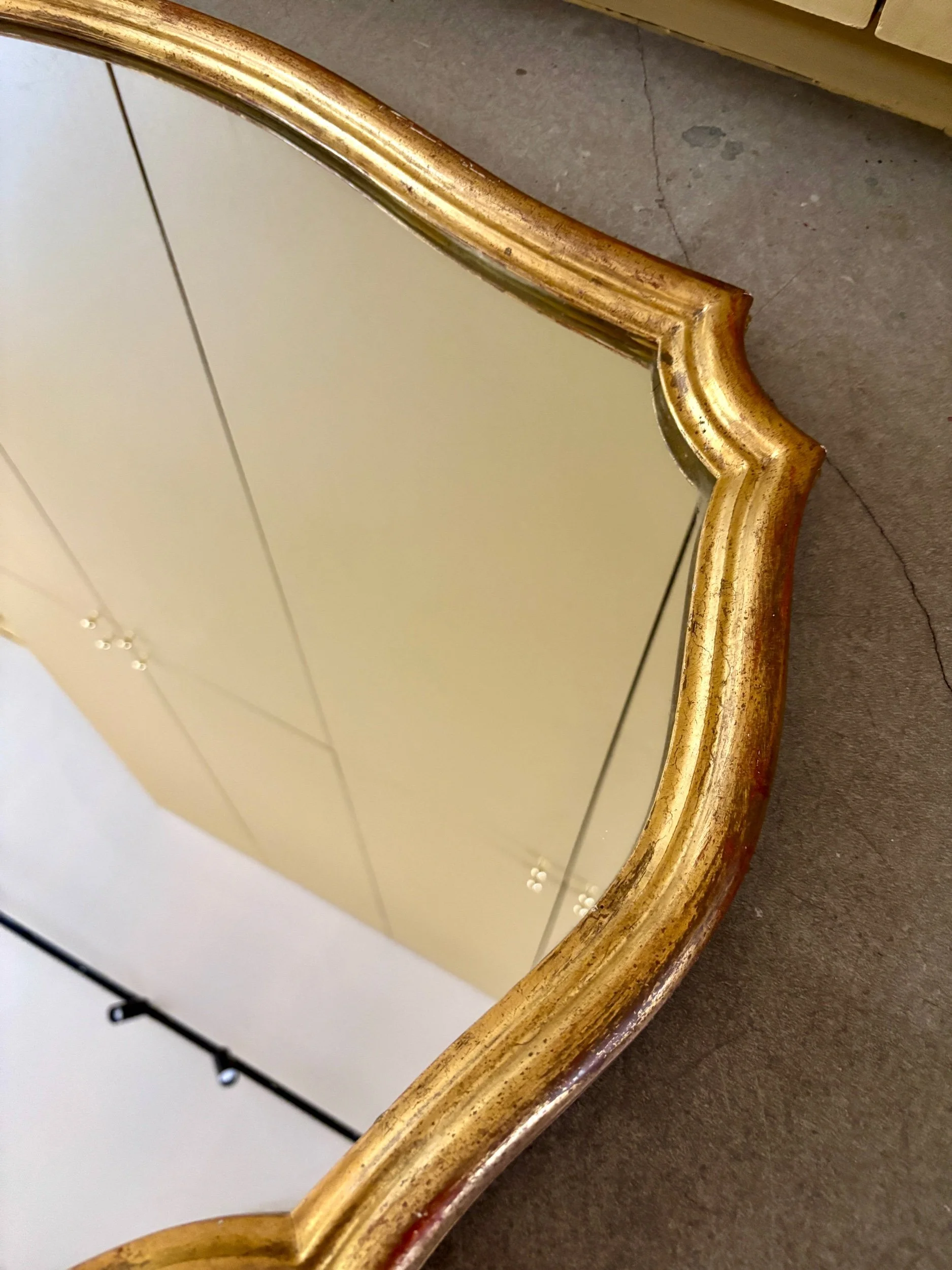 miroir-classique-bois-dore-decoration-vintage-axs-design-paris-france