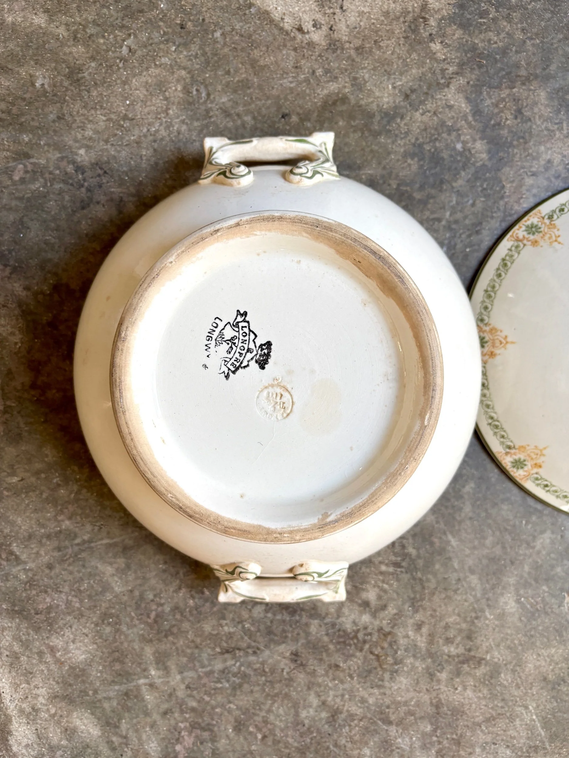 soupiere-longwy-terre-de-fer-beige-vert-ocre-vaisselle-vintage-axs-design-paris-france