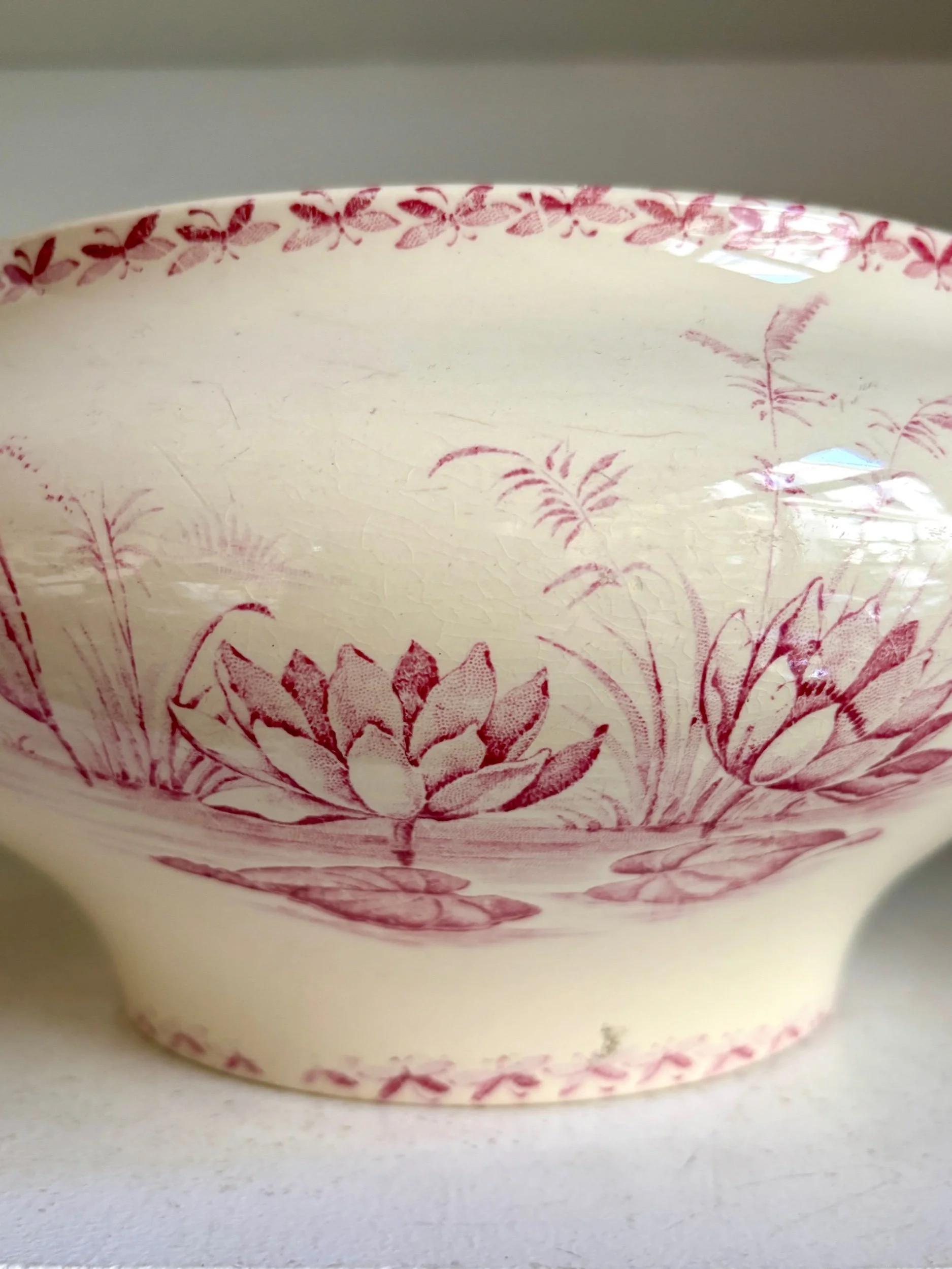 saladier-soupiere-badonviller-terre-de-fer-rose-blanc-vaisselle-vintage-axs-design-paris-france