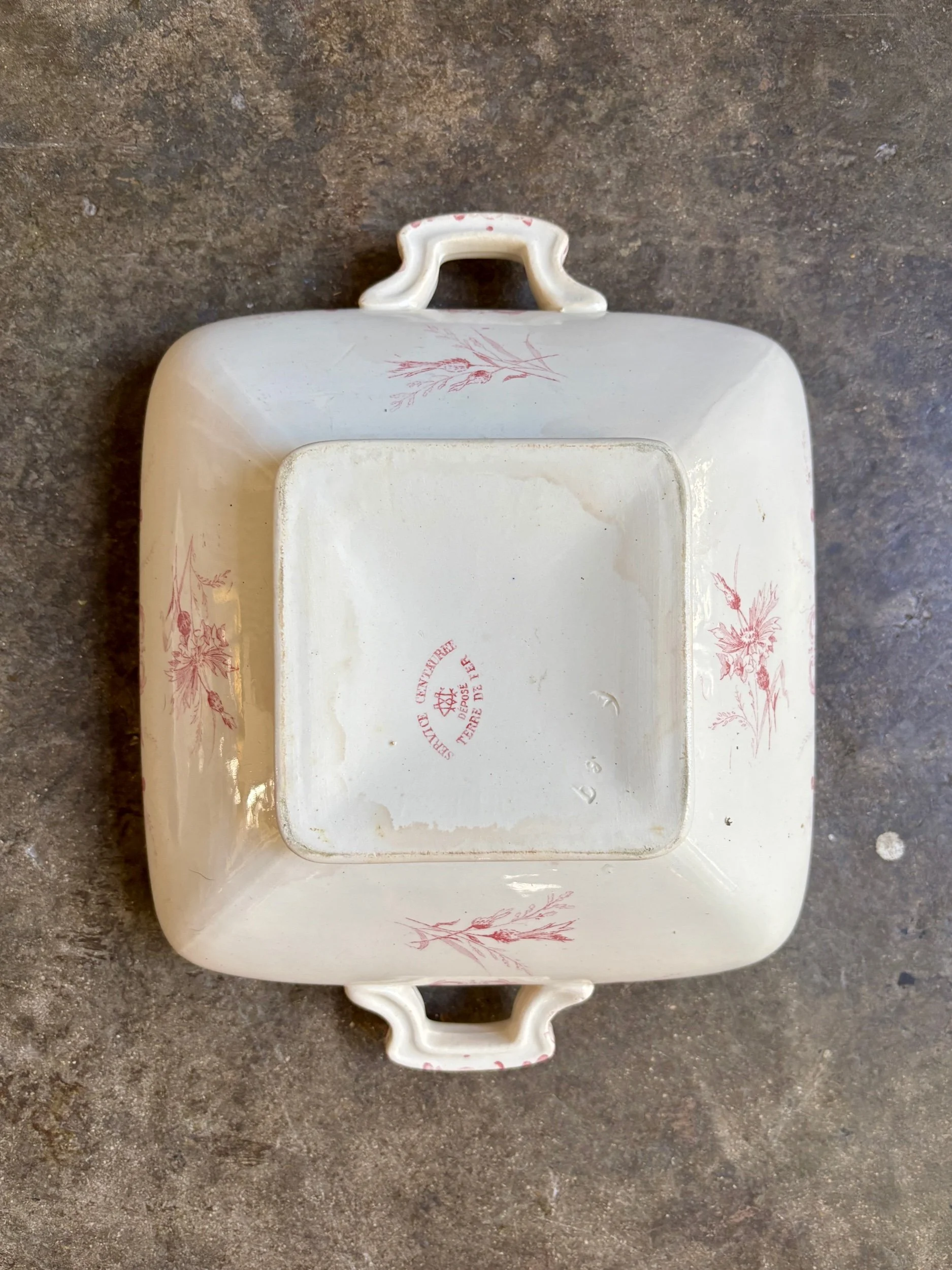 Soupiere-legumier-creil-montereau-centauree-terre-de-fer-blanc-rose-vaisselle-vintage-axs-design-paris-france