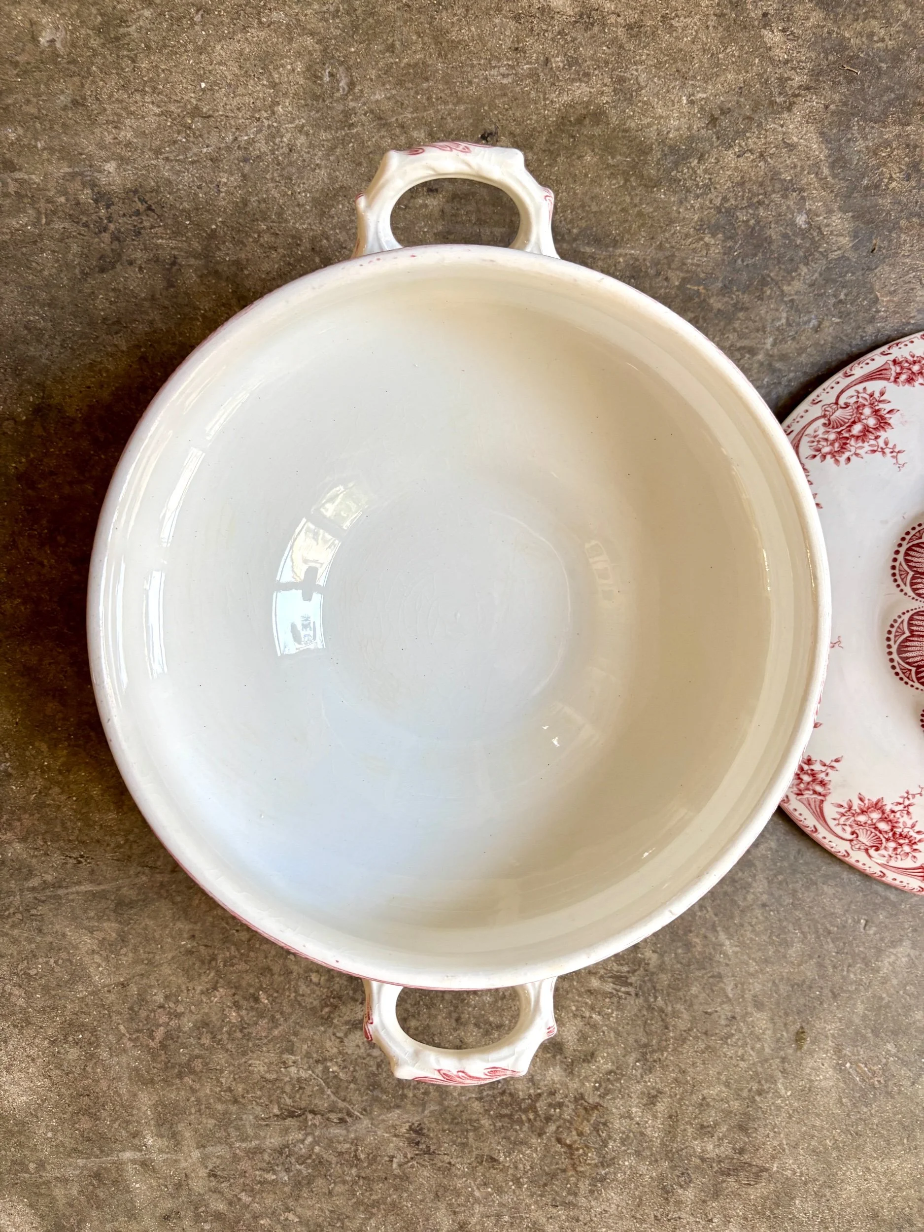 soupiere-bfk-boch-freres-keramis-fruits-terre-de-fer-blanc-rose-vaisselle-vintage-axs-design-paris-france