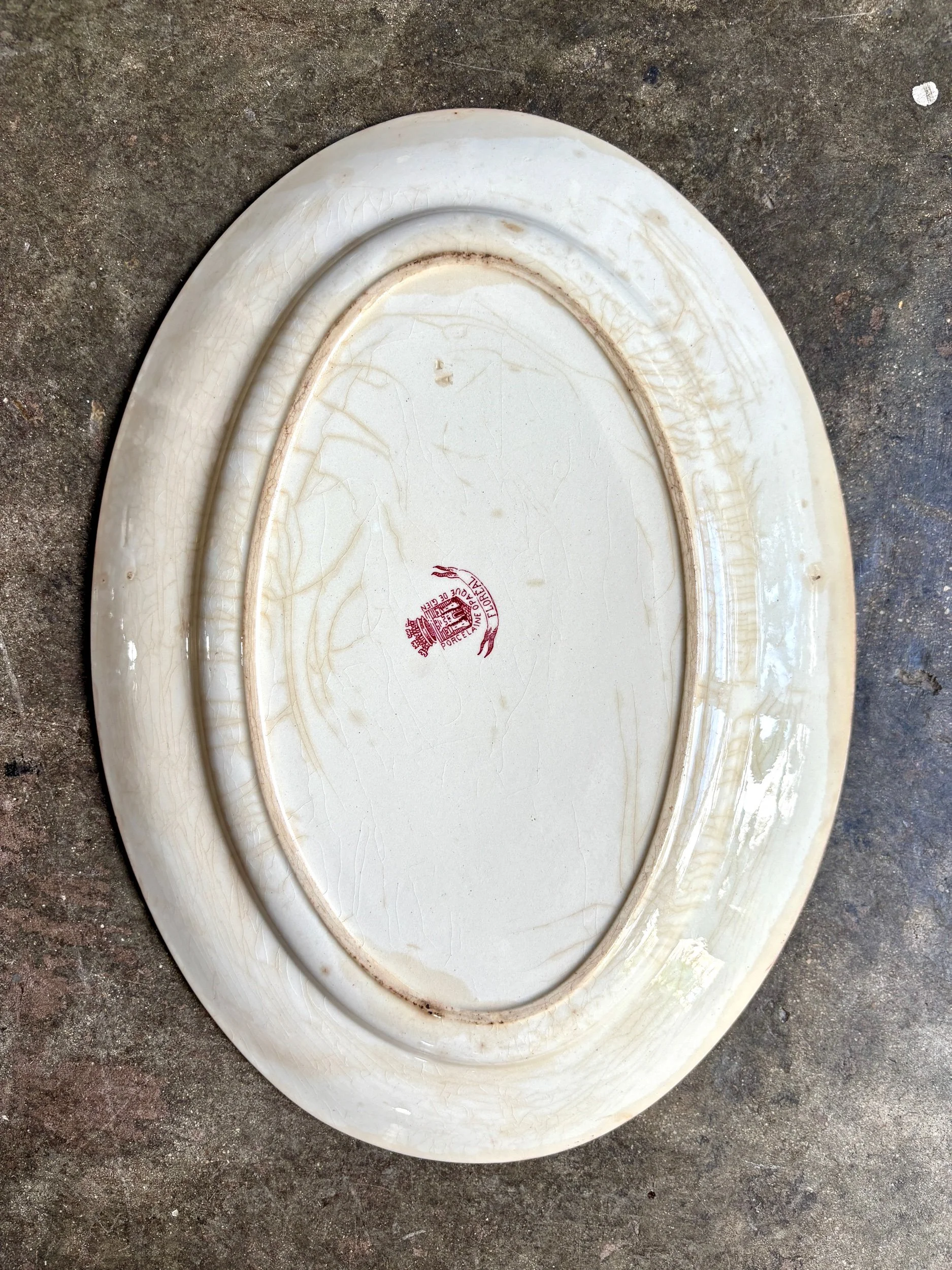 plat-ovale-gien-floreal-terre-de-fer-blanc-rose-vaisselle-vintage-axs-design-paris-france