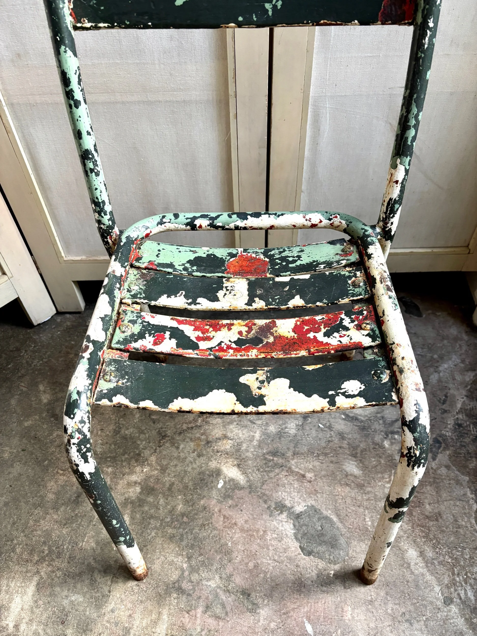 chaise-jardin-tolix-metal-vert-blanc-assise-vintage-axs-design-paris-france-1