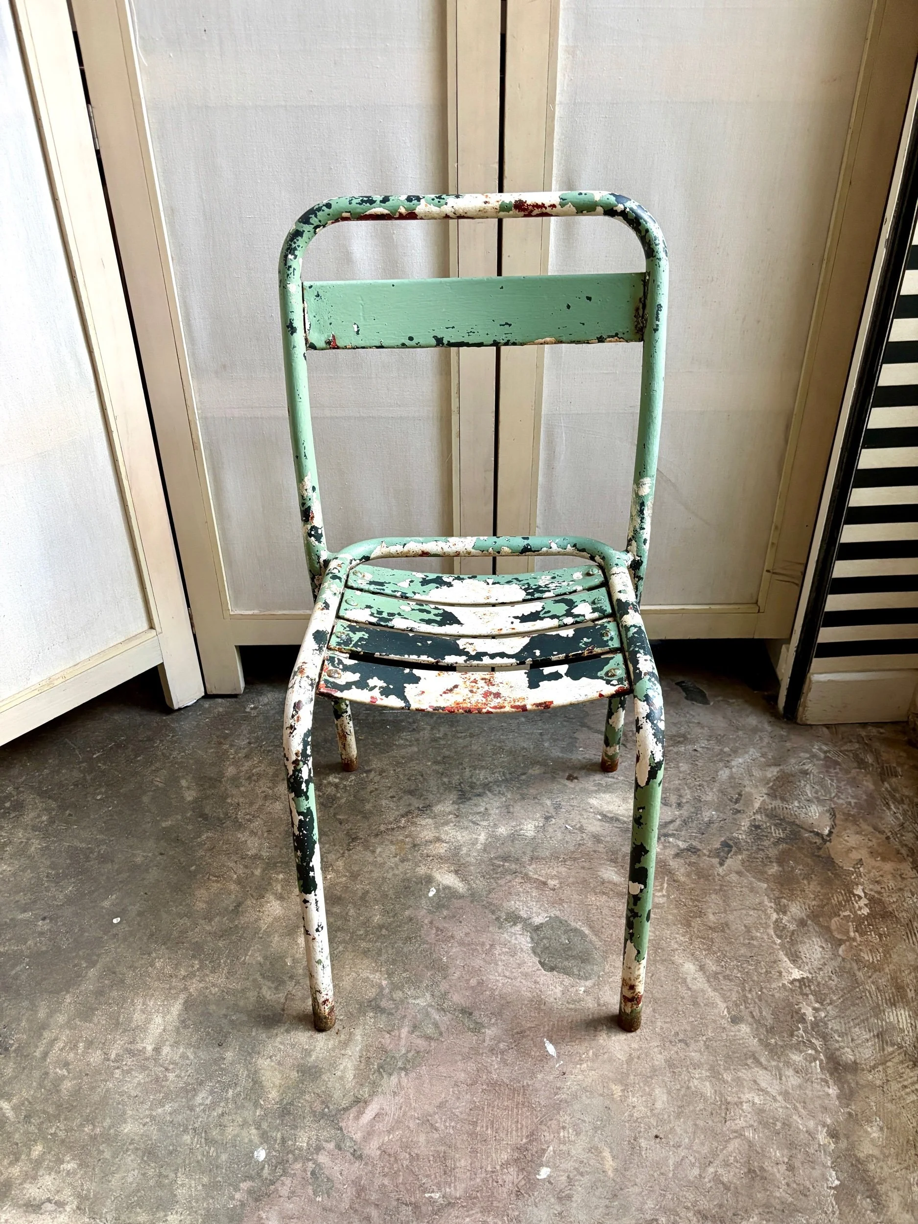 chaise-jardin-tolix-metal-vert-blanc-assise-vintage-axs-design-paris-france-3