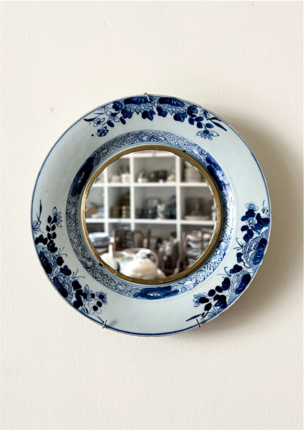 oculus-7-compagnie-indes-miroir-assiette-porcelaine-axs-design-paris-france