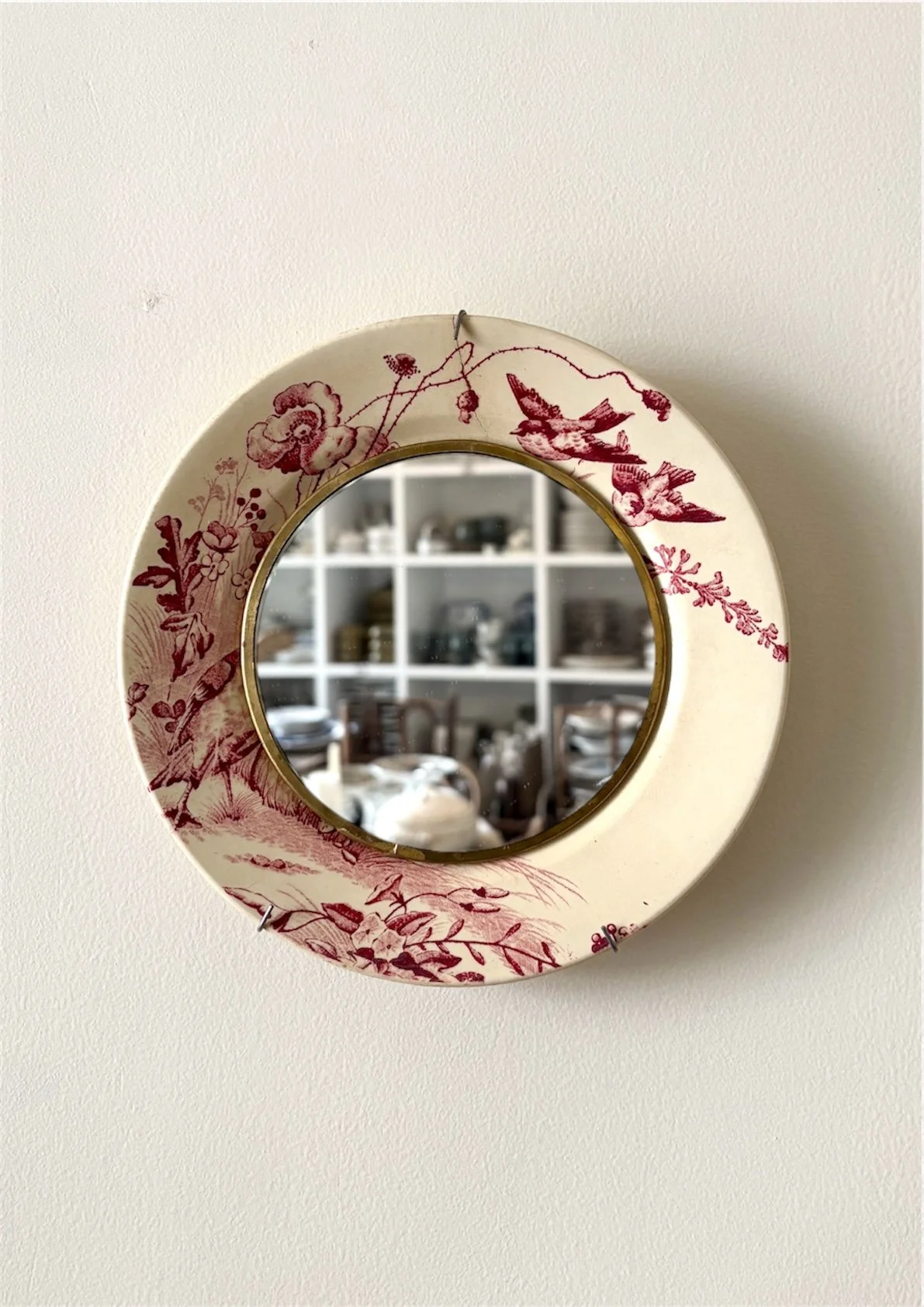 oculus-19-jules-vieillard-bordeaux-oiseaux-miroir-assiette-terre-de-fer-axs-design-paris-france