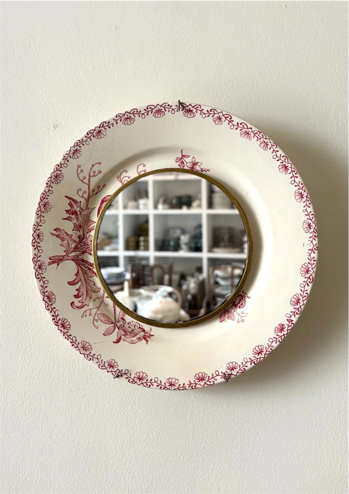 oculus-23-sarreguemines-alma-miroir-assiette-terre-de-fer-axs-design-paris-france