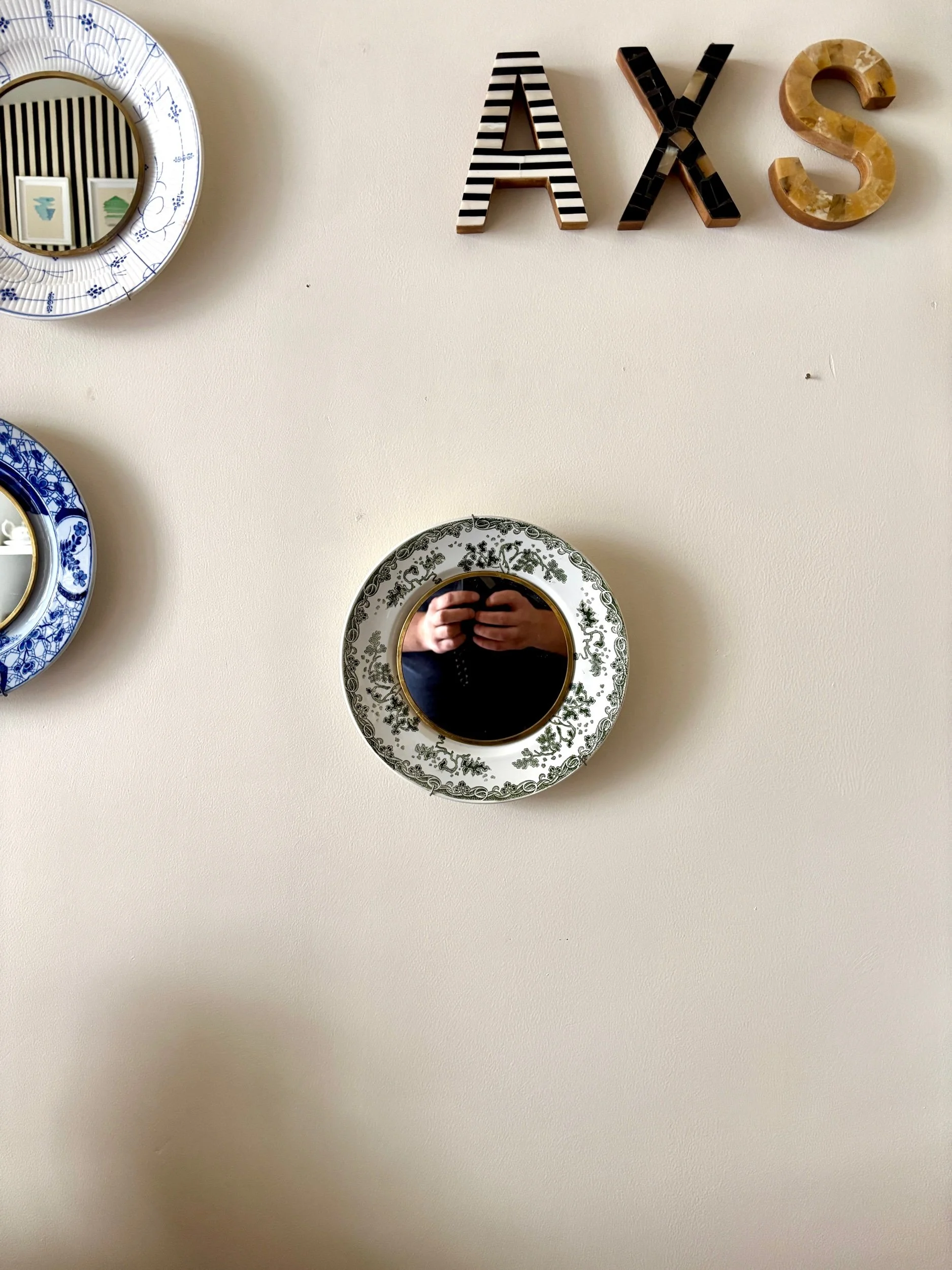 oculus-12-st-amand-hamage-miroir-assiette-terre-de-fer-axs-design-paris-france