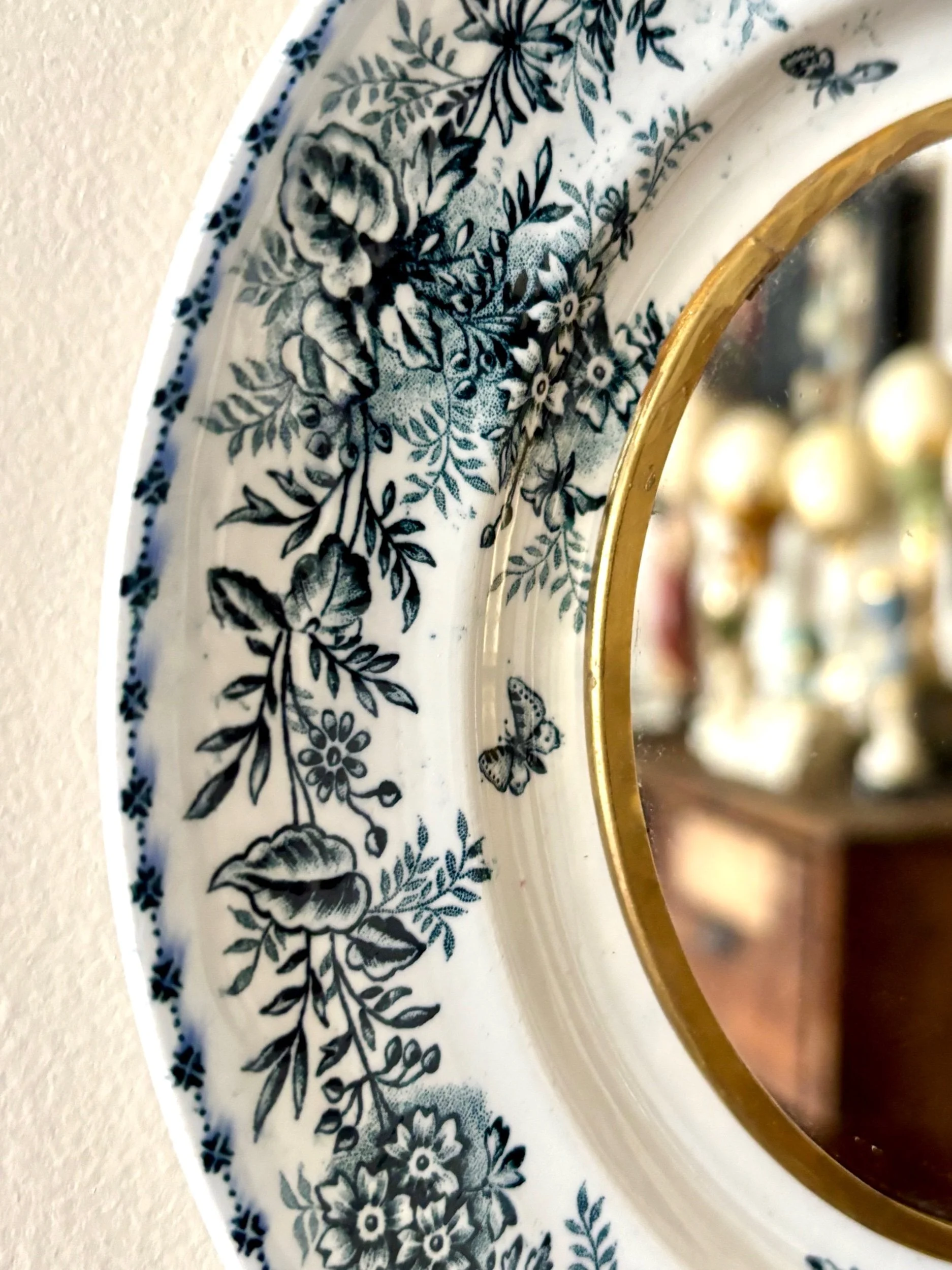 oculus-13-onnaing-stella-miroir-assiette-terre-de-fer-axs-design-paris-france