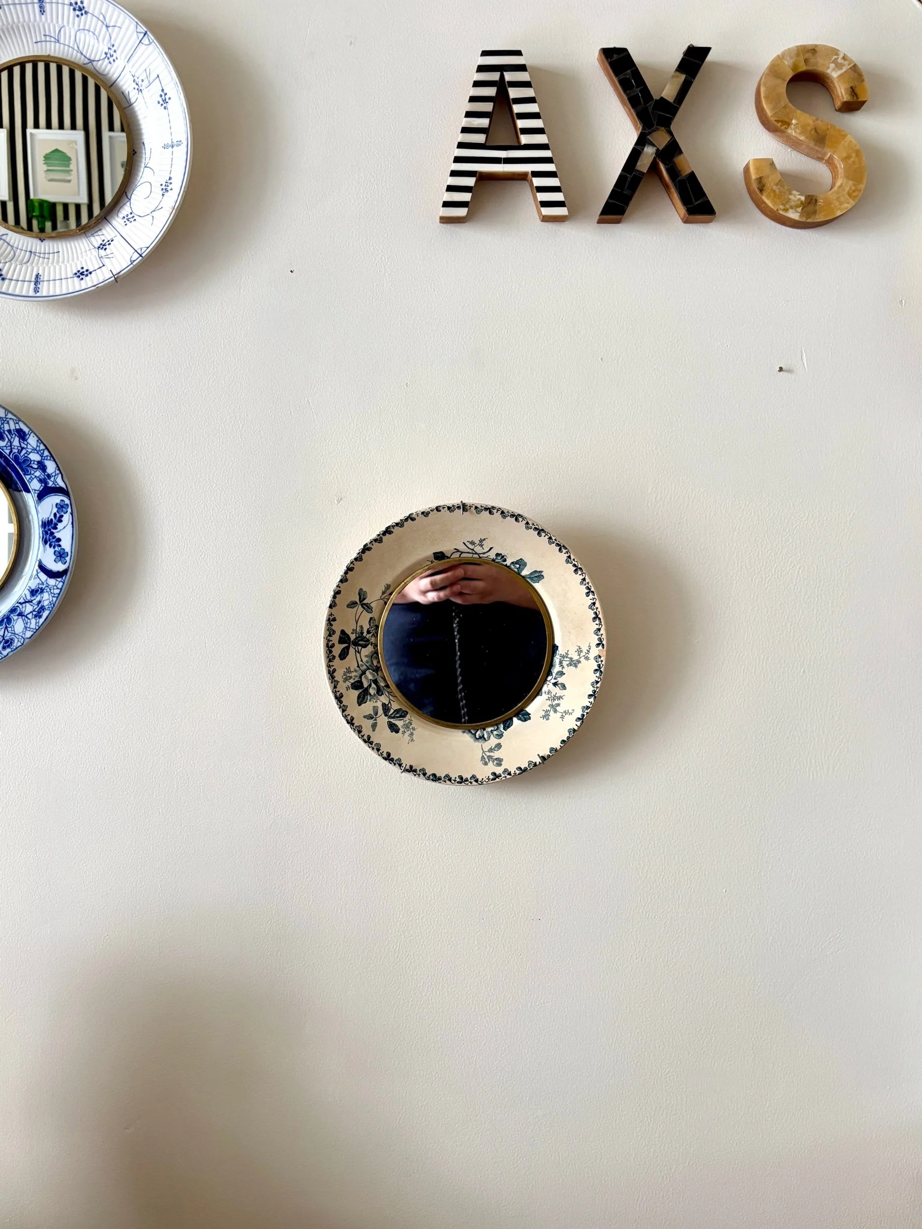 oculus-26-st-amand-hamage-moulin-loups-acacia-miroir-assiette-terre-de-fer-axs-design-paris-france