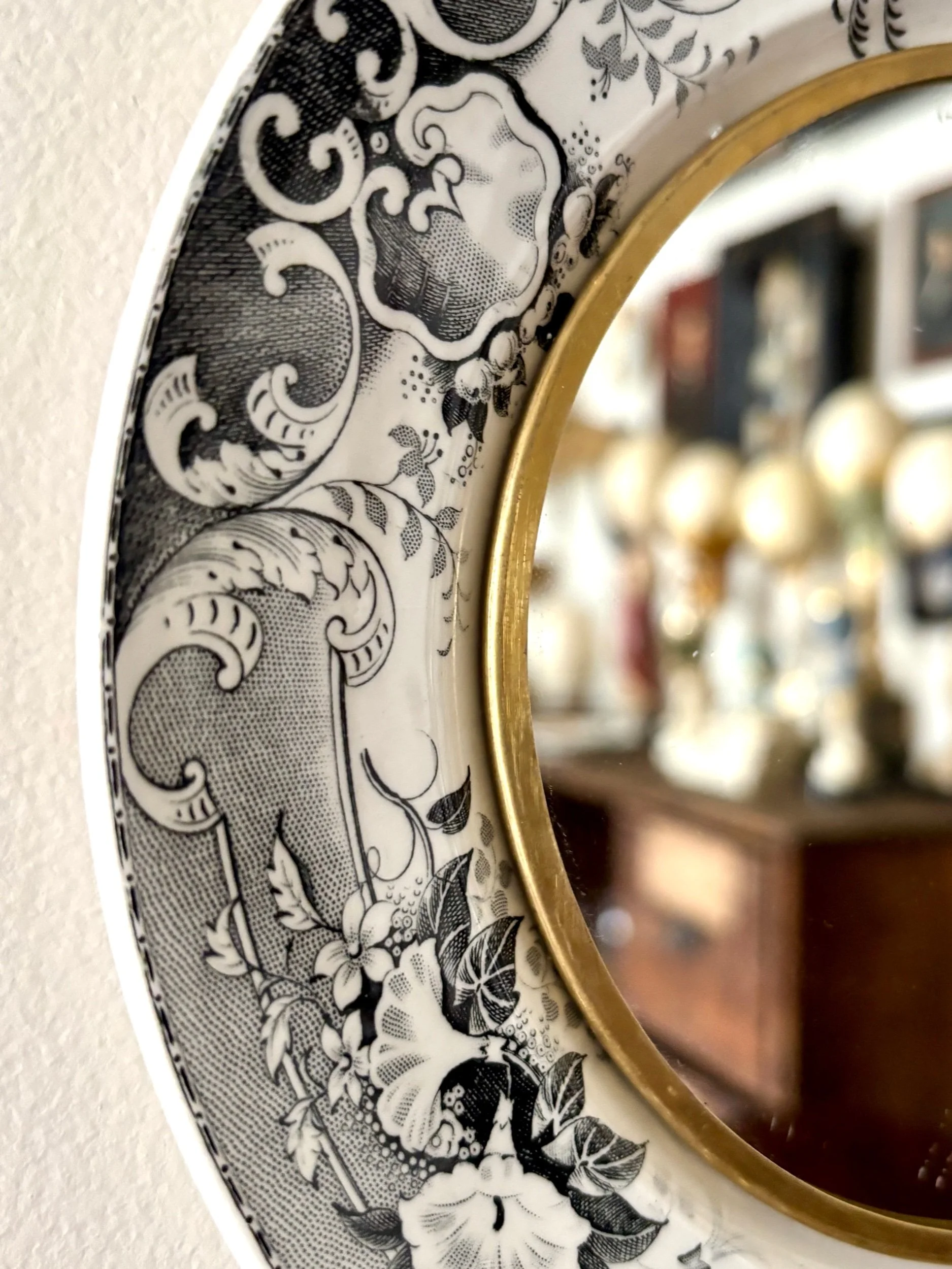 oculus-11-creil-montereau-miroir-assiette-terre-de-fer-axs-design-paris-france