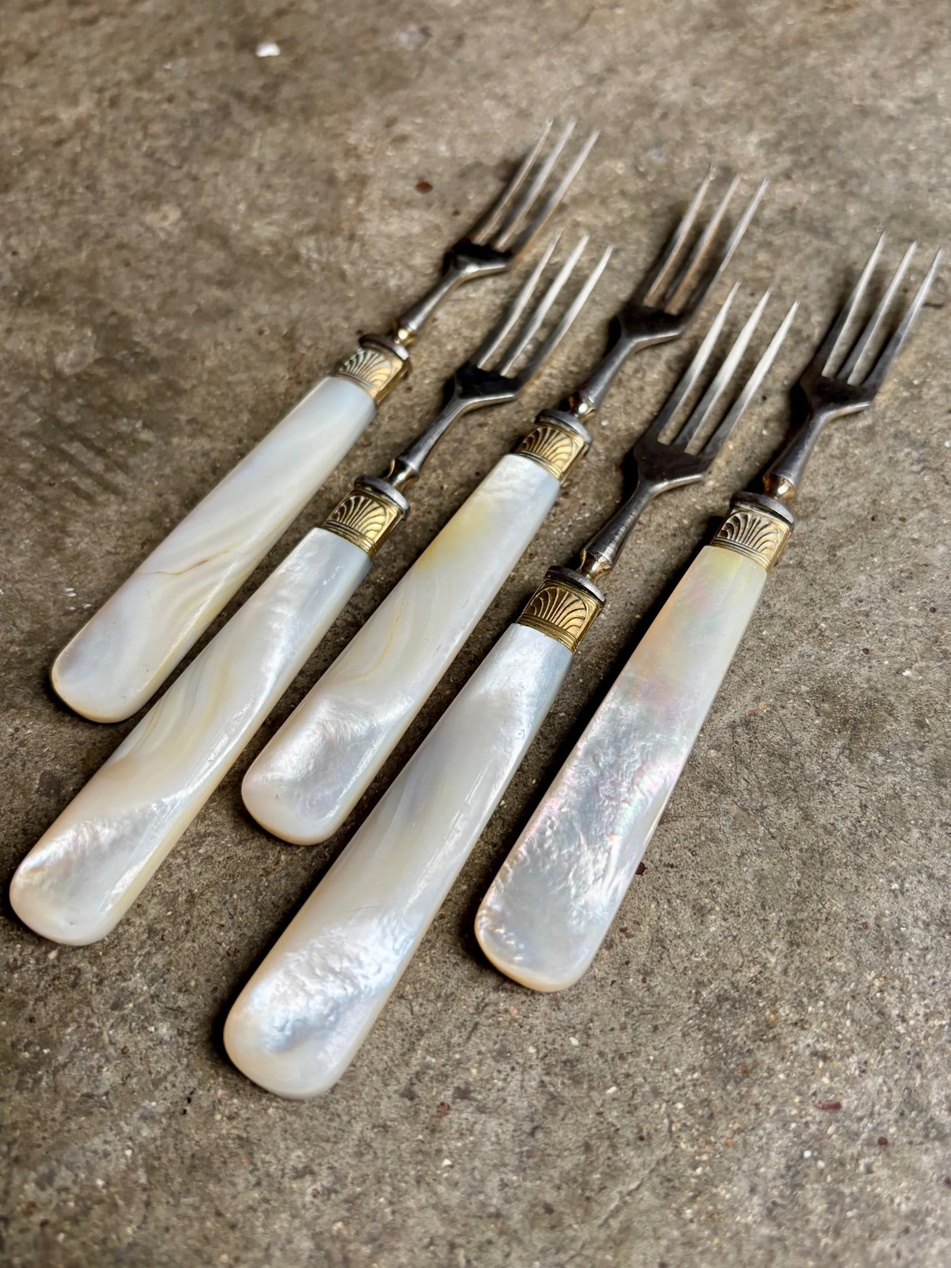 fourchettes-vermeil-dore-nacre-couverts-vintage-axs-design-paris-france