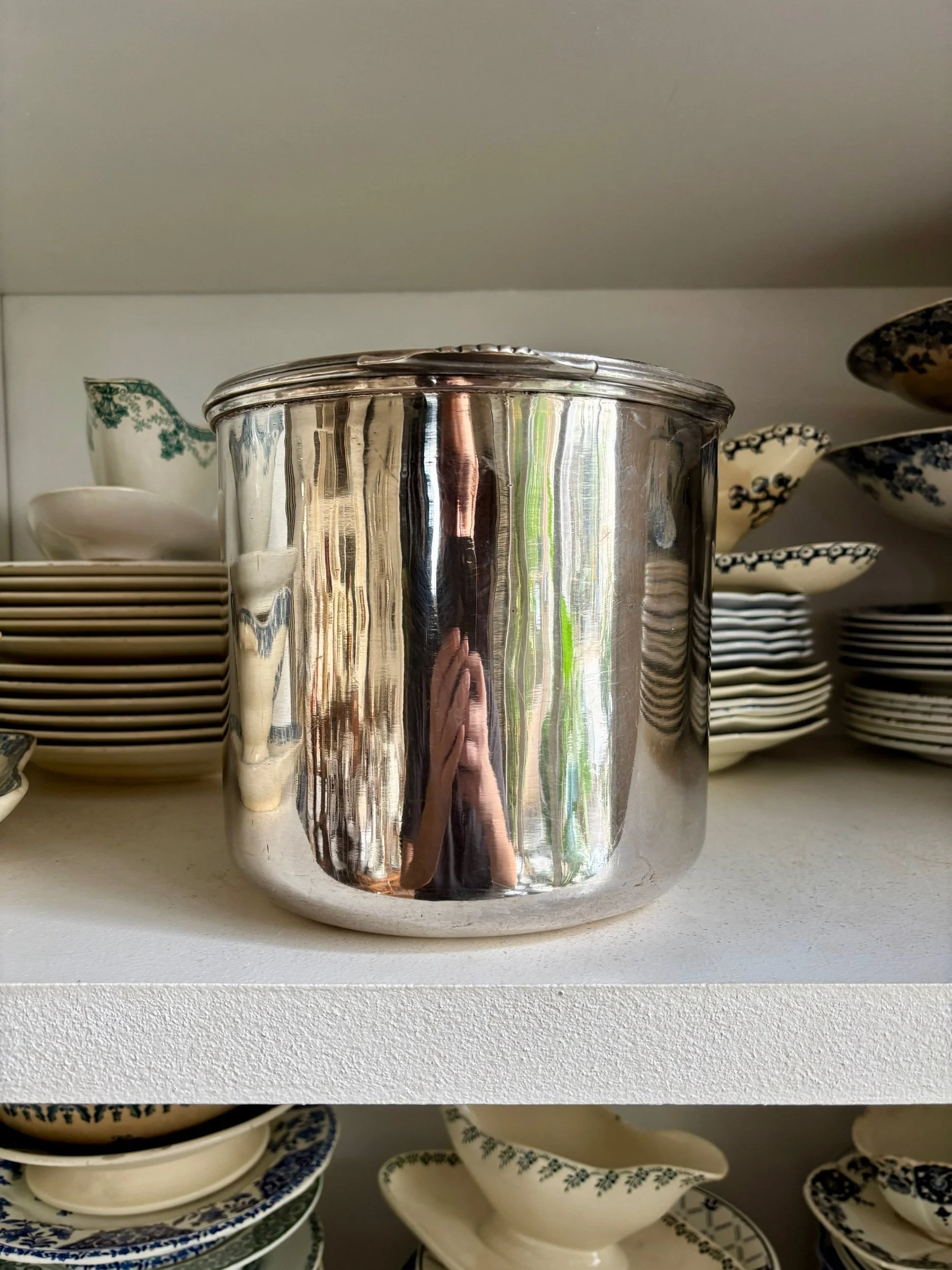 seau-champagne-metal-argente-accessoire-cuisine-antique-vintage-axs-design-paris-france