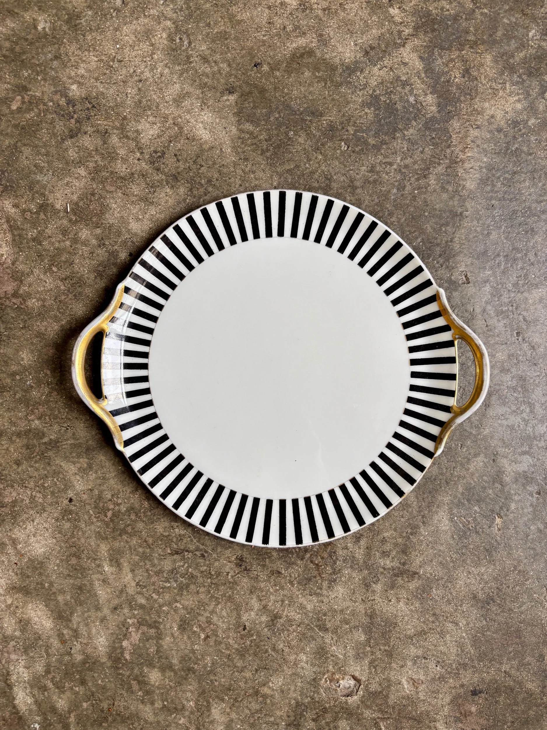 plat-tarte-porcelaine-rayures-vaisselle-vintage-axs-design-paris-france