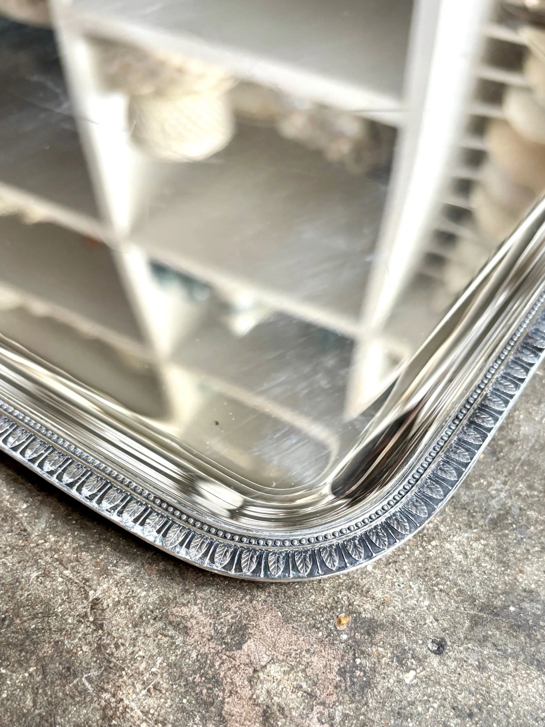plateau-metal-argente-christofle-vaisselle-vintage-axs-design-paris-france