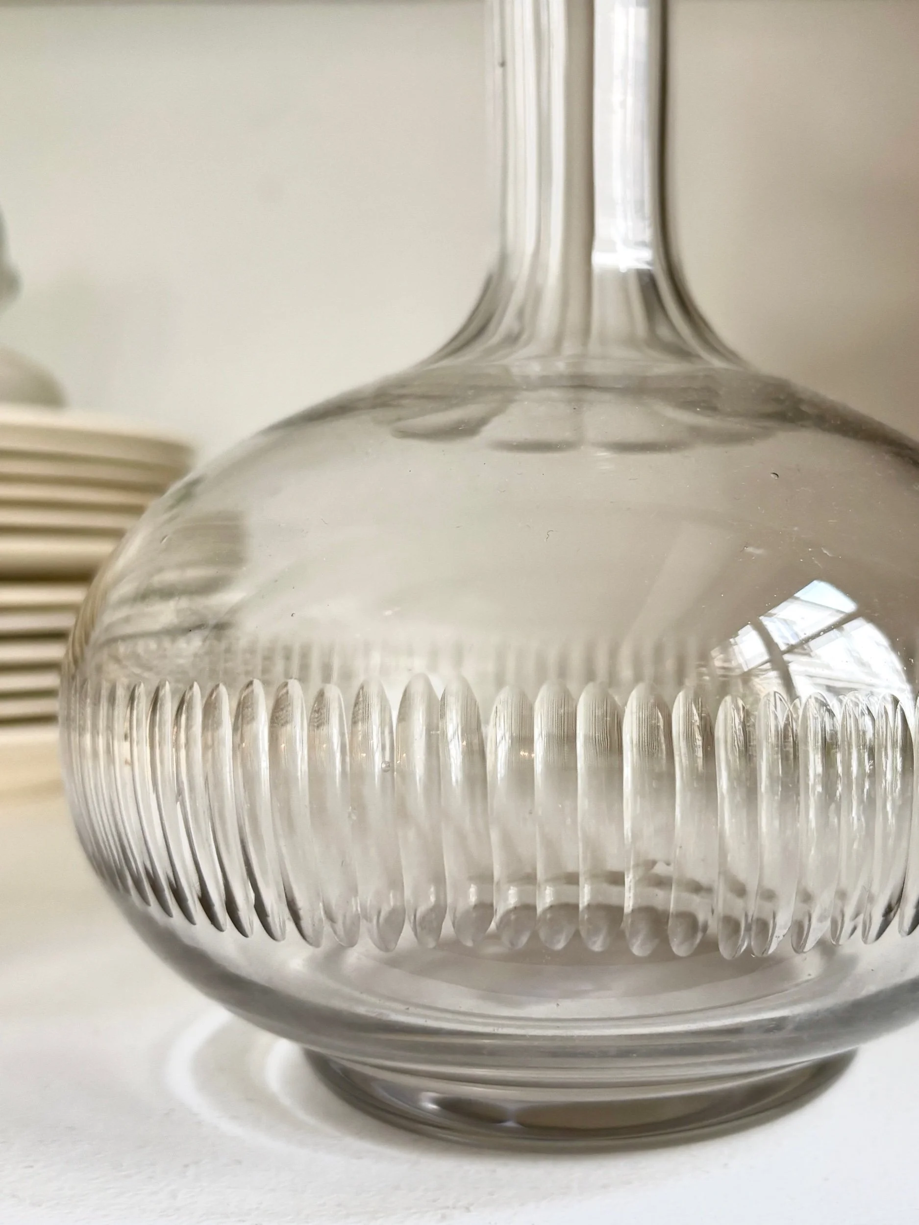 carafe-liqueur-verre-cisele-vaisselle-vintage-axs-design-paris-france