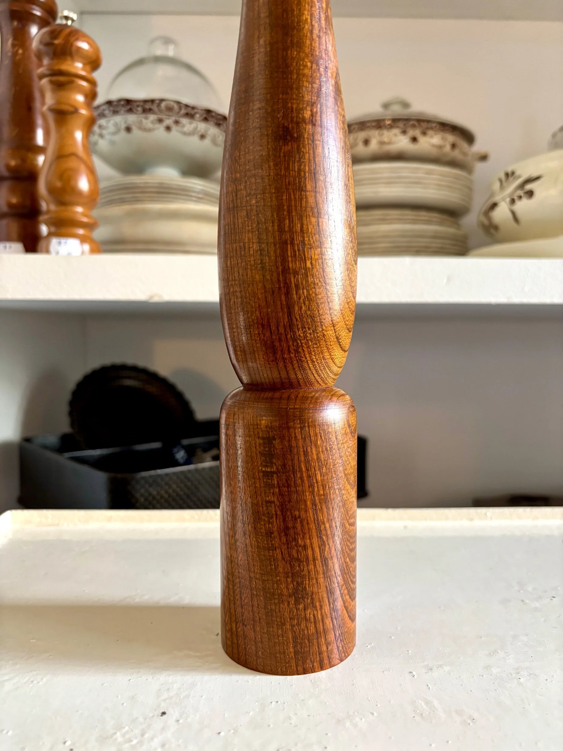 moulin-poivre-bois-tourne-accessoire-cuisine-vaisselle-vintage-axs-design-paris-france